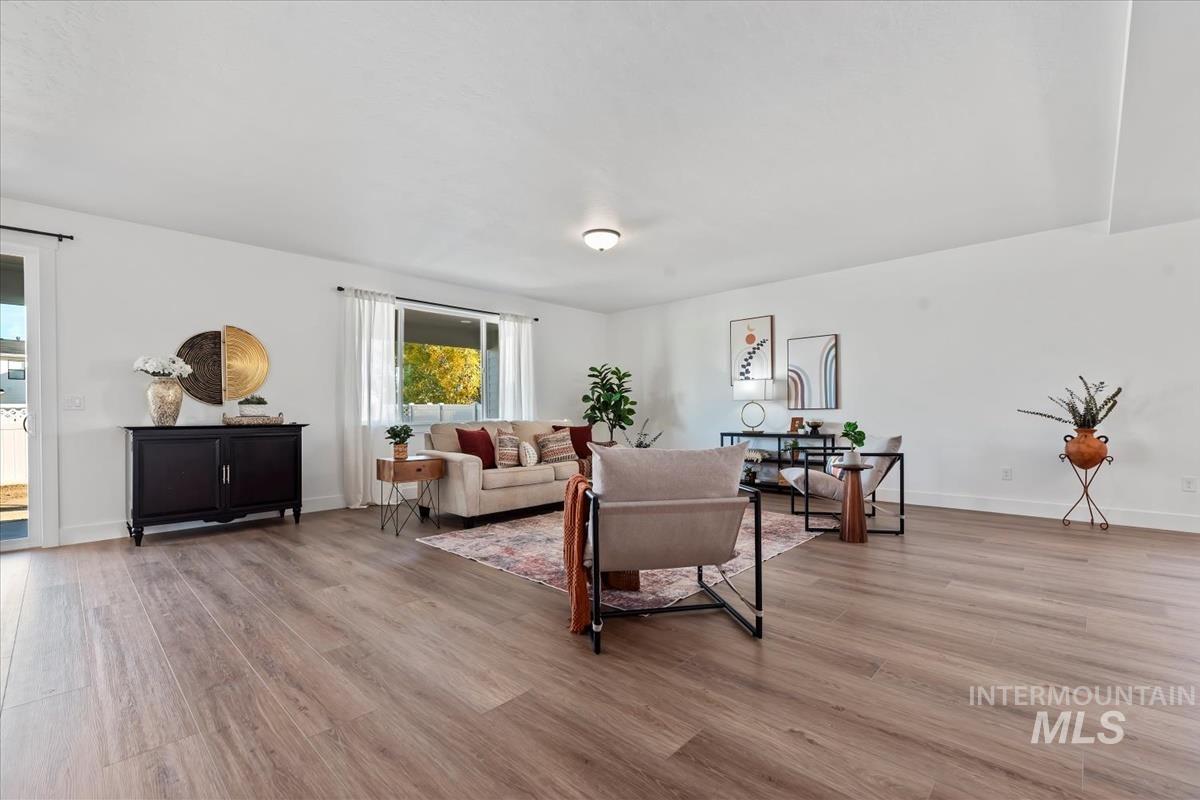 12464 W Wild Thistle Dr, Star, Idaho 83669, 3 Bedrooms, 2.5 Bathrooms, Residential For Sale, Price $674,900,MLS 98966107