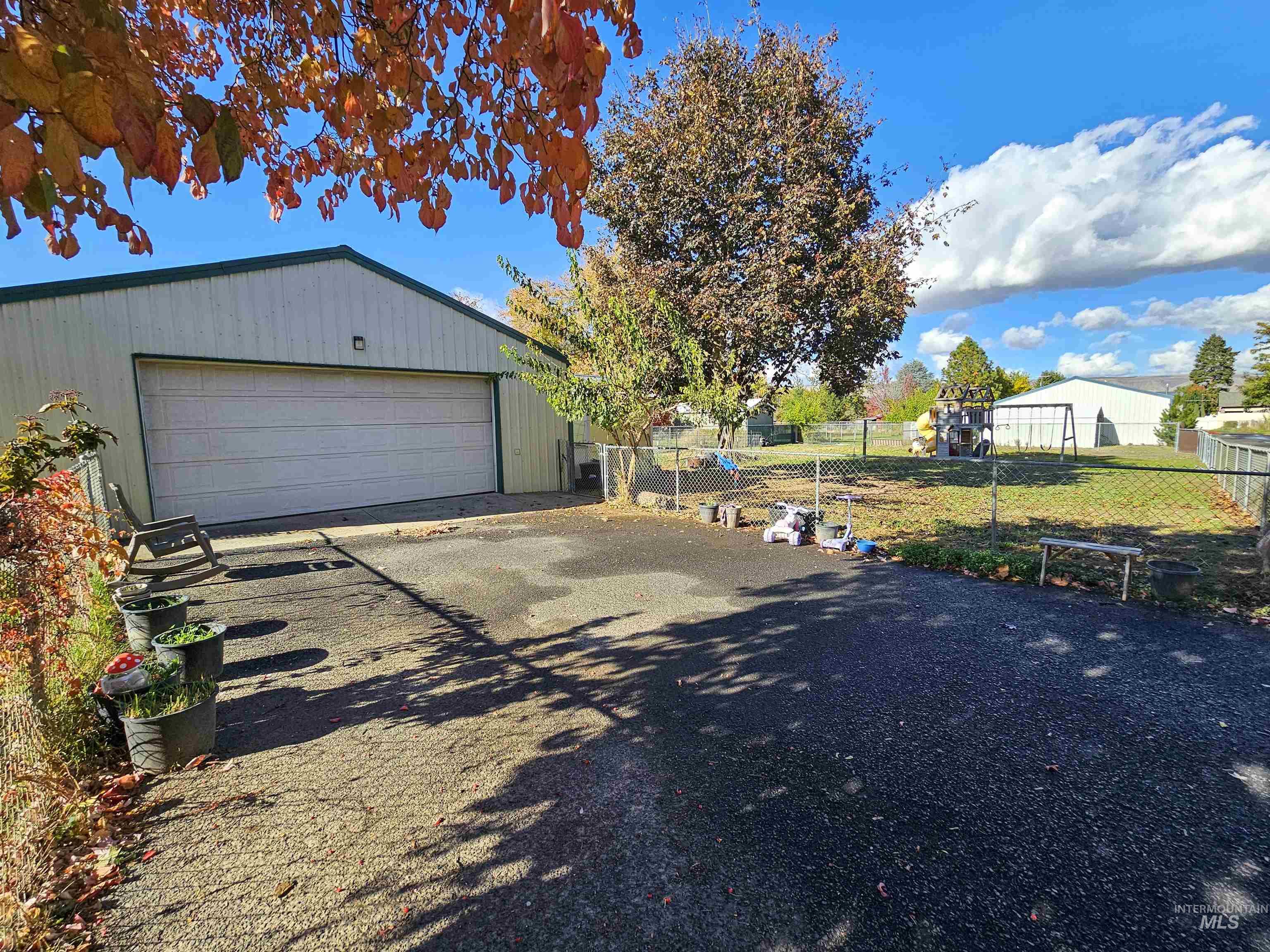709 Park Ave., Lewiston, Idaho 83501, 3 Bedrooms, 2 Bathrooms, Residential For Sale, Price $419,000,MLS 98966108