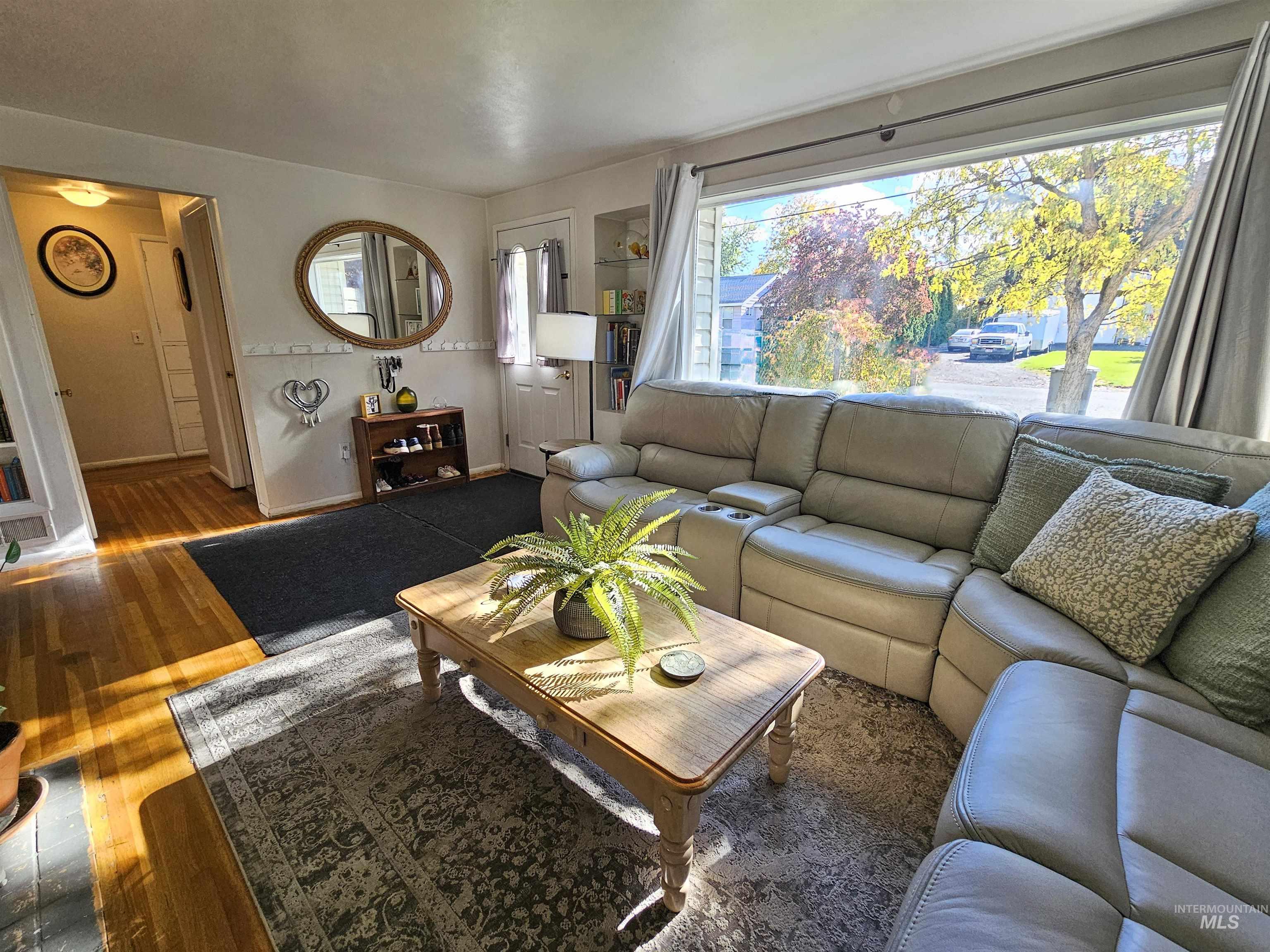 709 Park Ave., Lewiston, Idaho 83501, 3 Bedrooms, 2 Bathrooms, Residential For Sale, Price $419,000,MLS 98966108