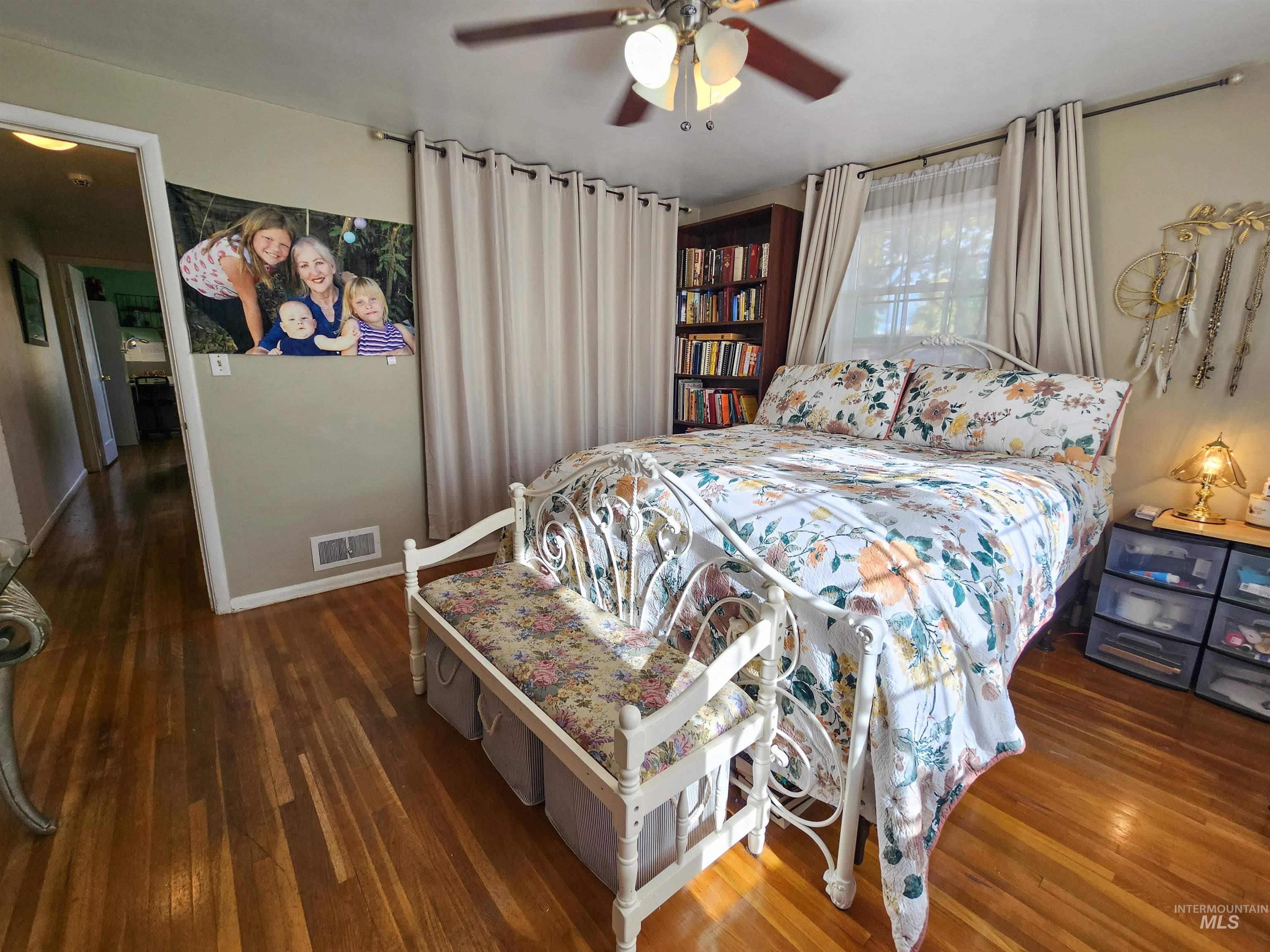 709 Park Ave., Lewiston, Idaho 83501, 3 Bedrooms, 2 Bathrooms, Residential For Sale, Price $419,000,MLS 98966108