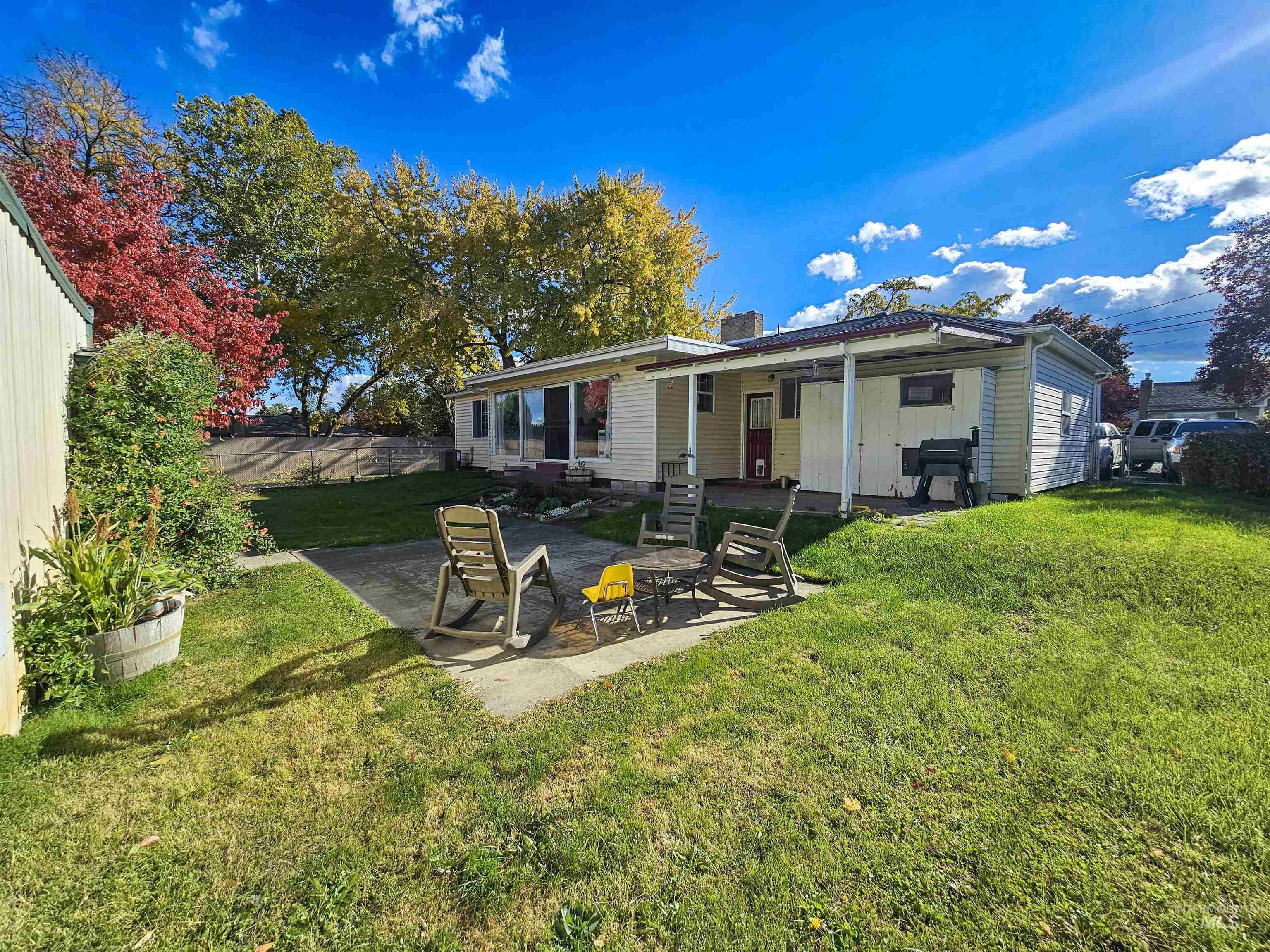 709 Park Ave., Lewiston, Idaho 83501, 3 Bedrooms, 2 Bathrooms, Residential For Sale, Price $419,000,MLS 98966108