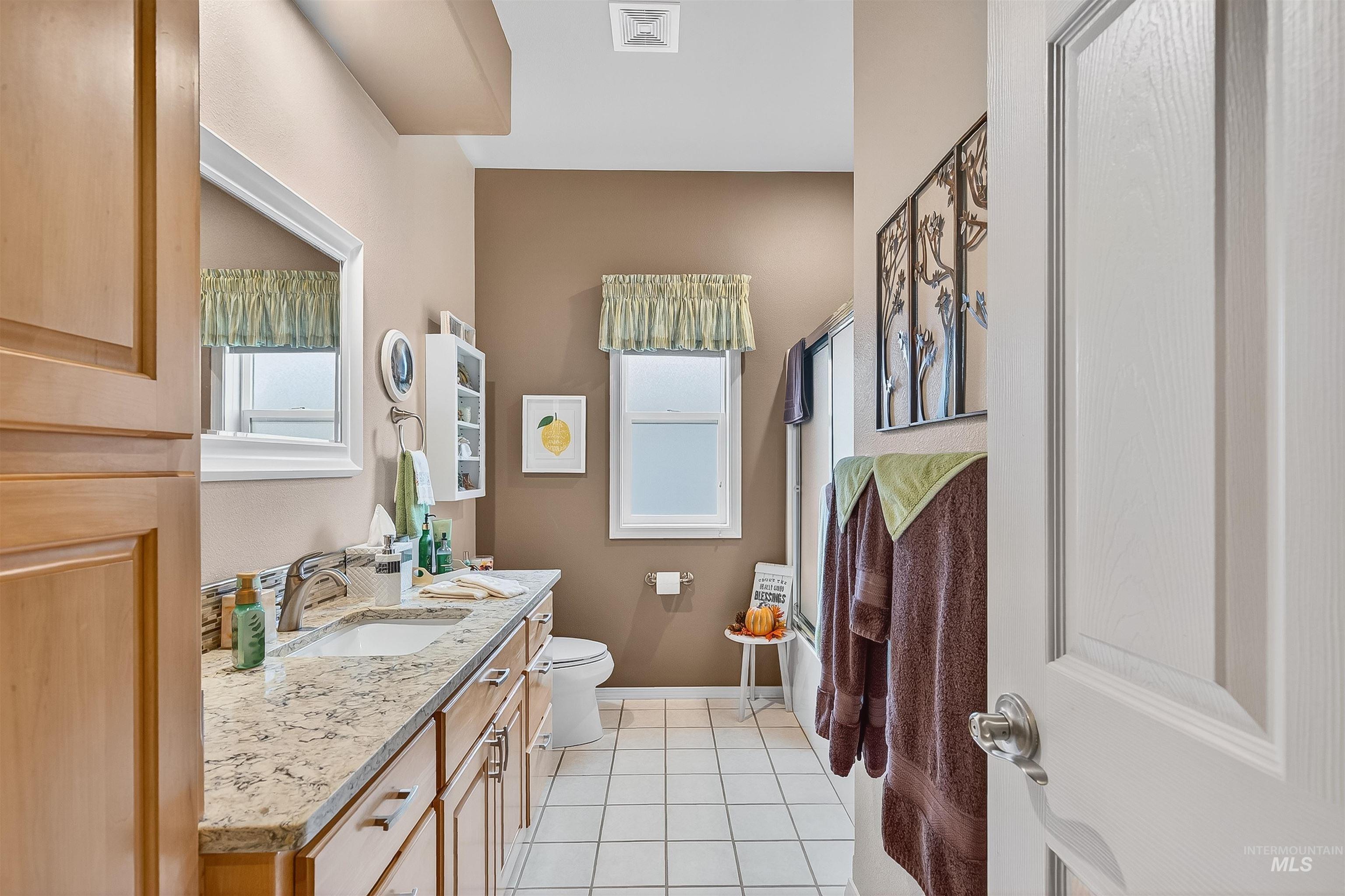 2127 Quailridge Ct, Clarkston, Washington 99403, 3 Bedrooms, 2 Bathrooms, Residential For Sale, Price $539,900,MLS 98966114