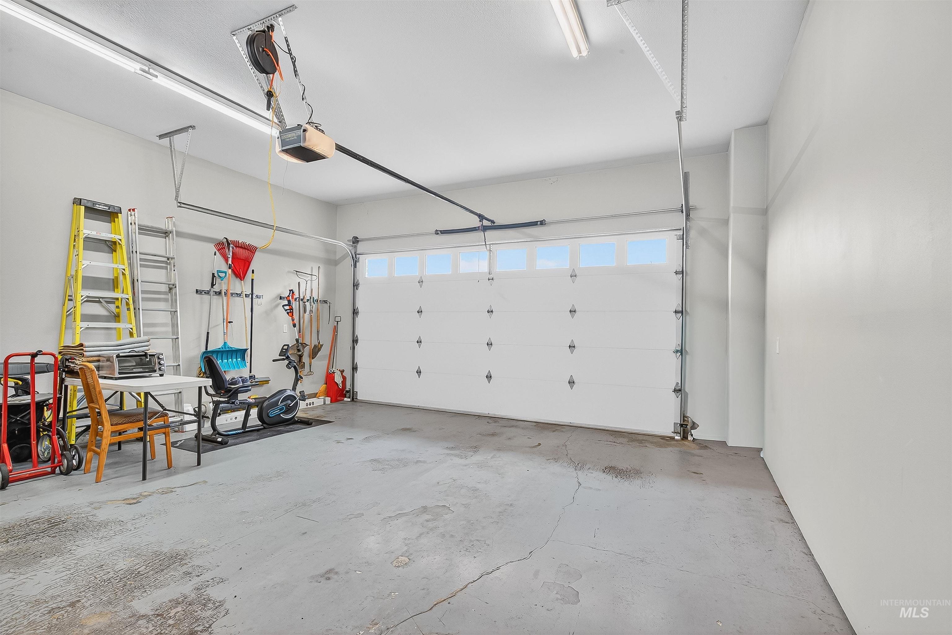 2127 Quailridge Ct, Clarkston, Washington 99403, 3 Bedrooms, 2 Bathrooms, Residential For Sale, Price $539,900,MLS 98966114