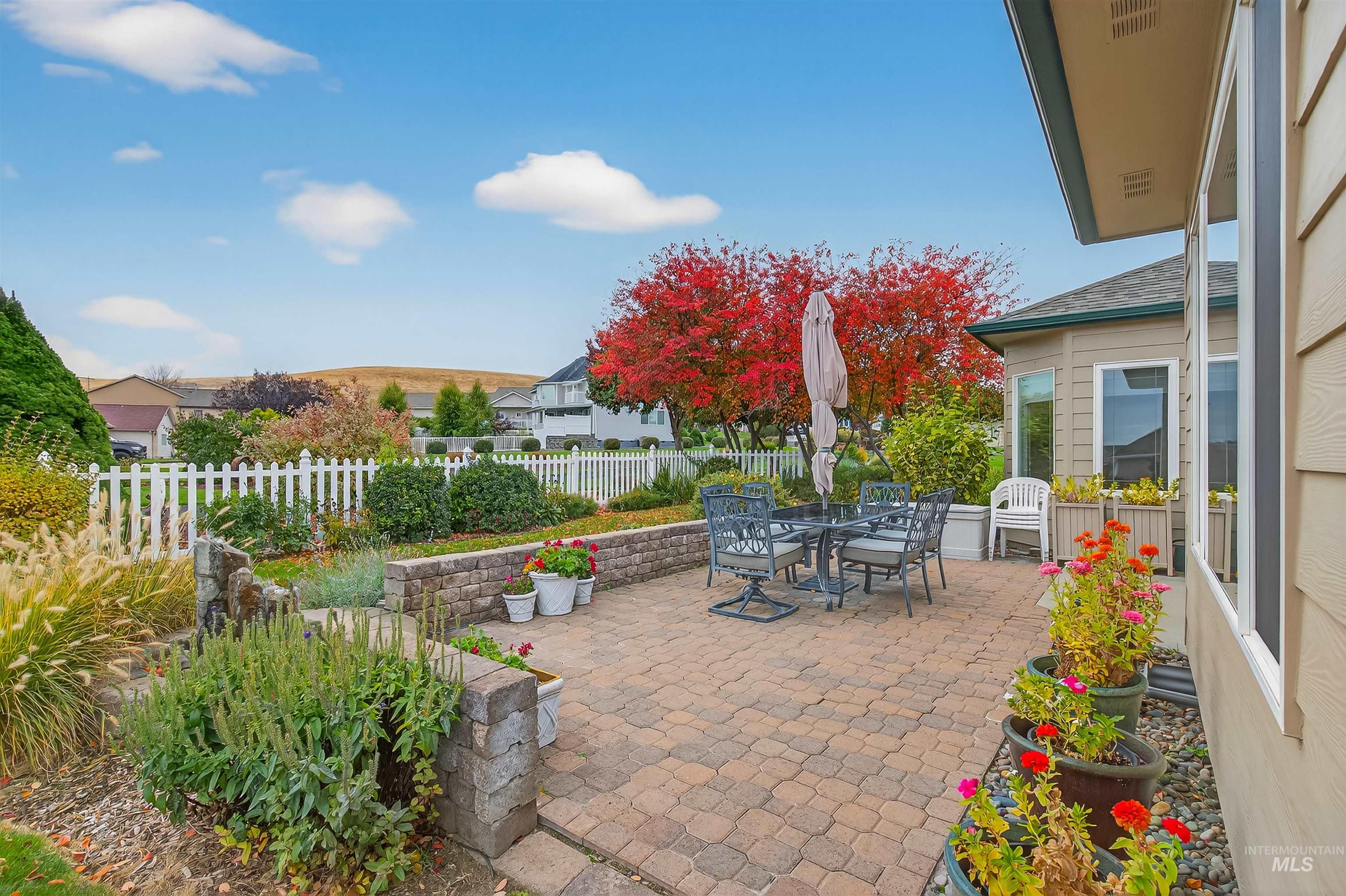 2127 Quailridge Ct, Clarkston, Washington 99403, 3 Bedrooms, 2 Bathrooms, Residential For Sale, Price $539,900,MLS 98966114