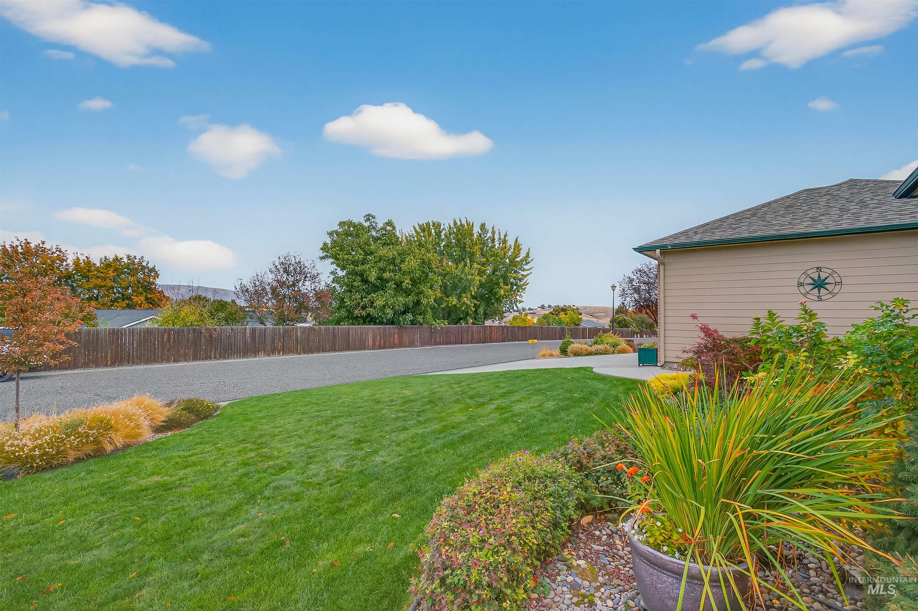 2127 Quailridge Ct, Clarkston, Washington 99403, 3 Bedrooms, 2 Bathrooms, Residential For Sale, Price $539,900,MLS 98966114