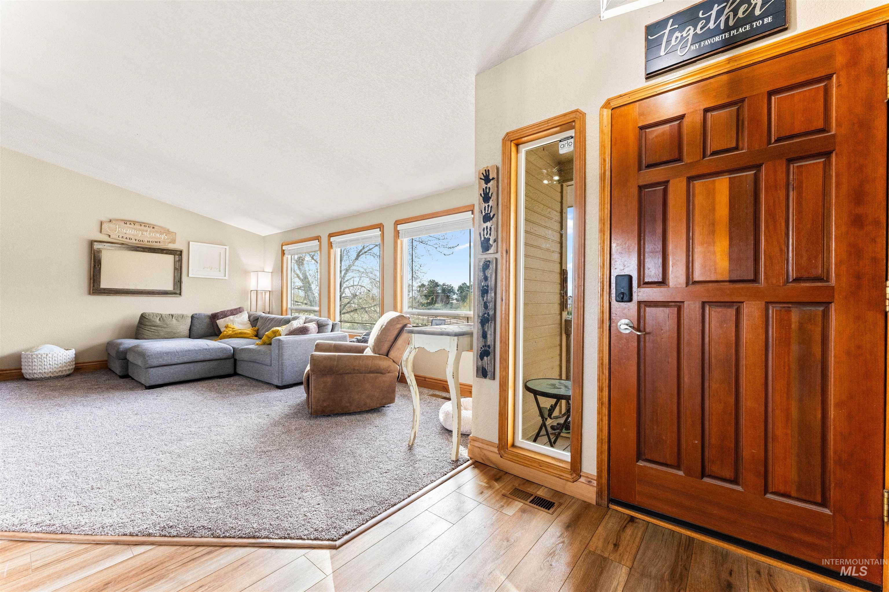 9696 Gloria Rd., Middleton, Idaho 83644, 3 Bedrooms, 3 Bathrooms, Residential For Sale, Price $714,900,MLS 98966136