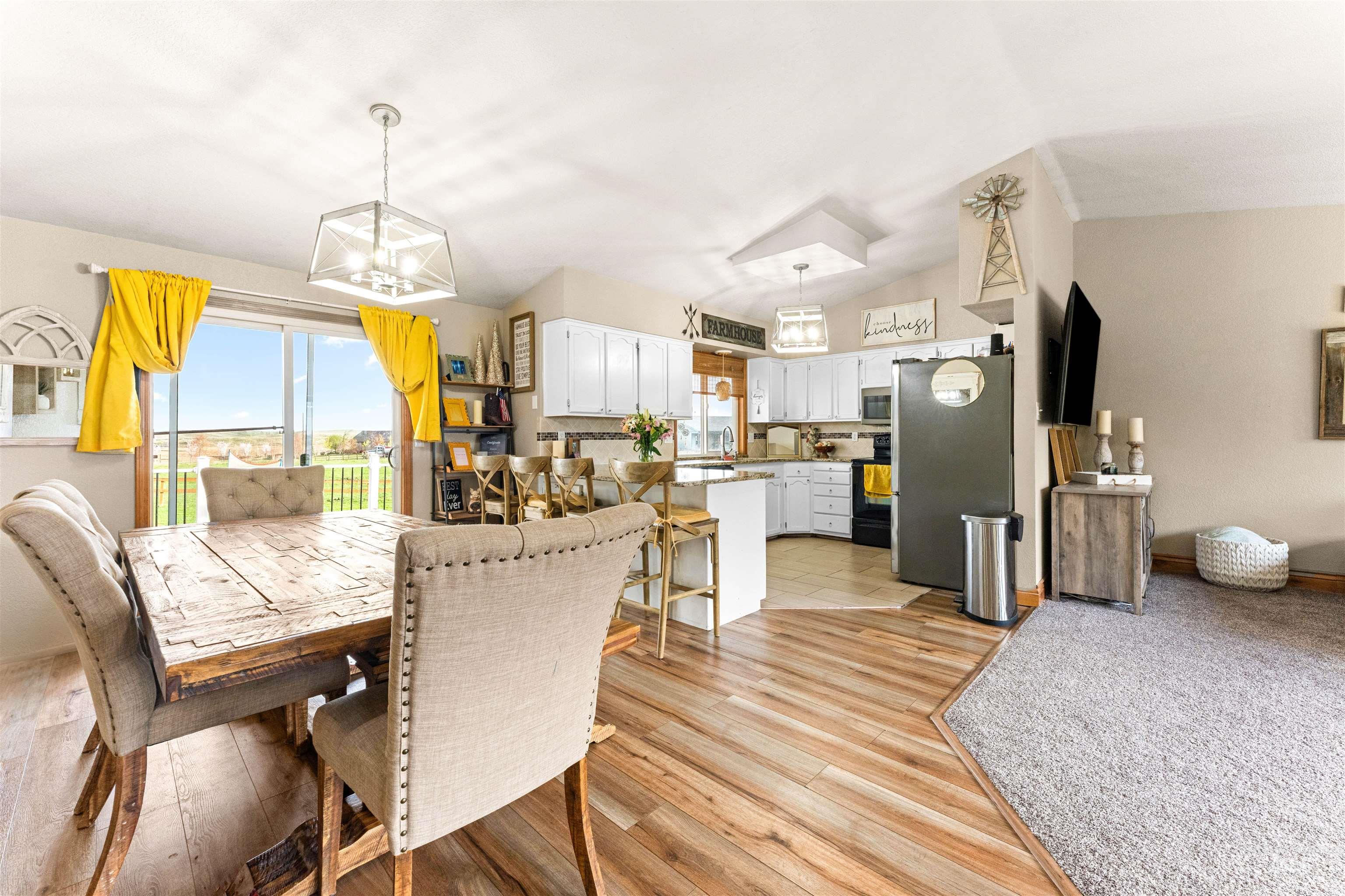 9696 Gloria Rd., Middleton, Idaho 83644, 3 Bedrooms, 3 Bathrooms, Residential For Sale, Price $735,000,MLS 98966136