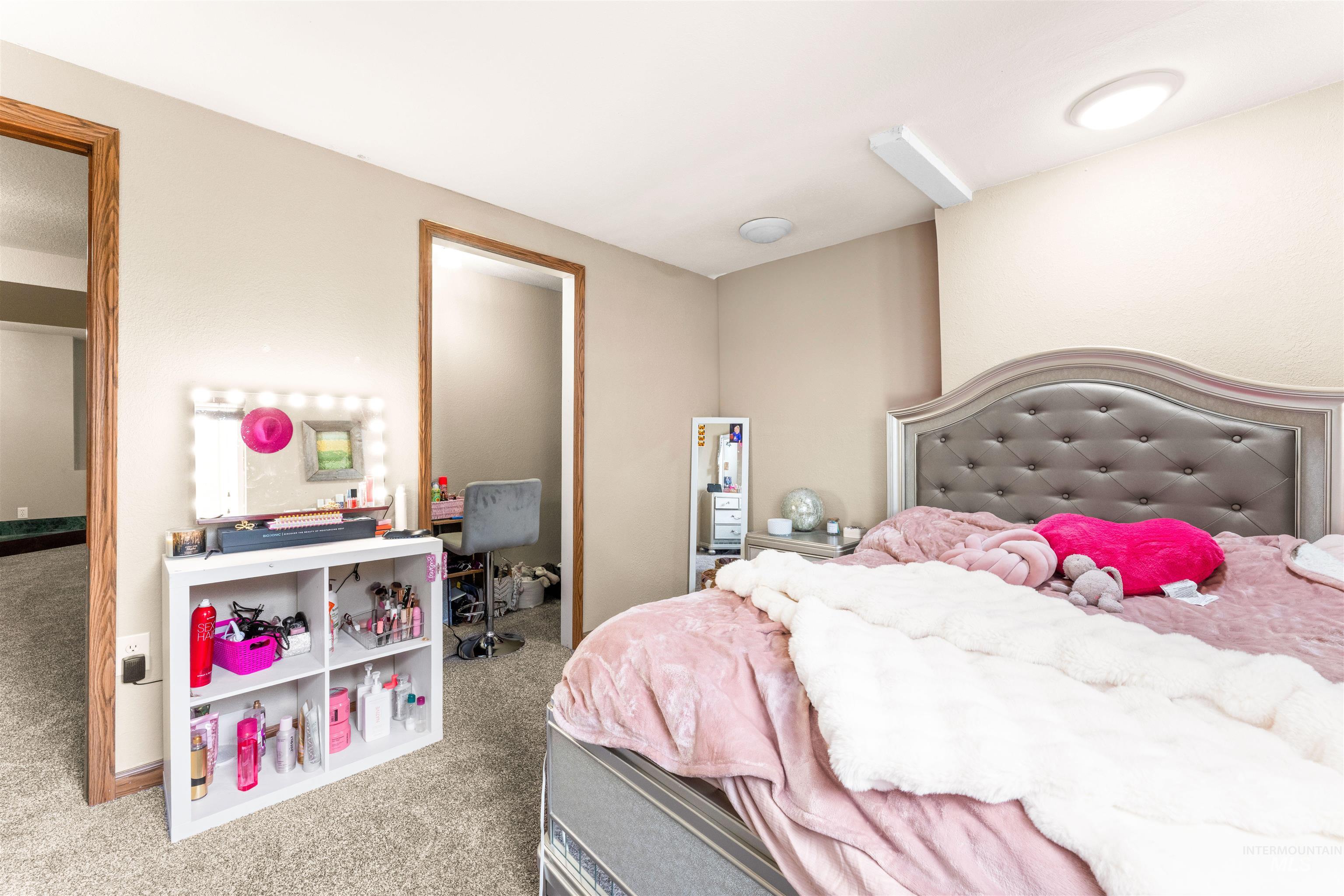 9696 Gloria Rd., Middleton, Idaho 83644, 3 Bedrooms, 3 Bathrooms, Residential For Sale, Price $714,900,MLS 98966136