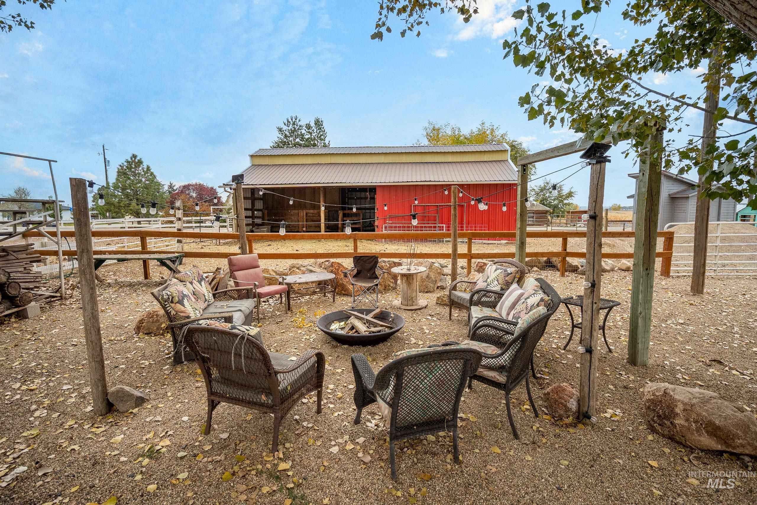 9696 Gloria Rd., Middleton, Idaho 83644, 3 Bedrooms, 3 Bathrooms, Residential For Sale, Price $714,900,MLS 98966136