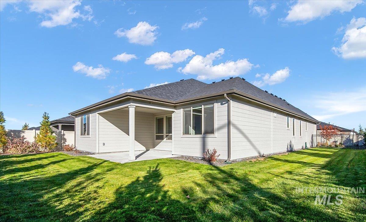 6379 S Utmost Ln, Meridian, Idaho 83642, 3 Bedrooms, 2.5 Bathrooms, Residential For Sale, Price $595,000, 98966139