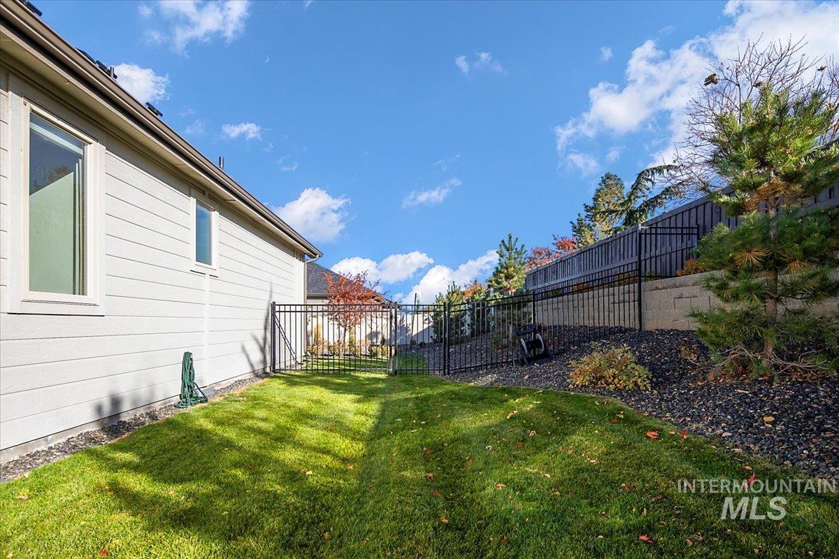 6379 S Utmost Ln, Meridian, Idaho 83642, 3 Bedrooms, 2.5 Bathrooms, Residential For Sale, Price $595,000, 98966139