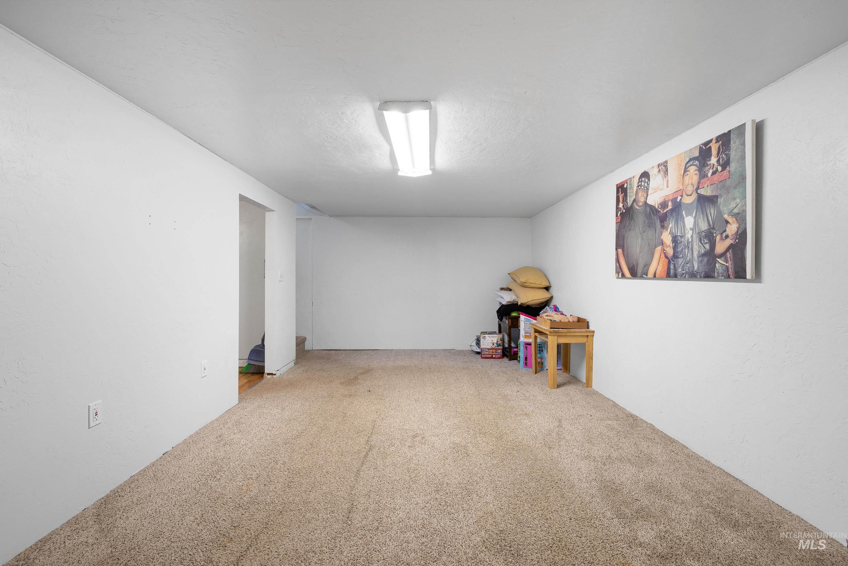 313 Baker Dr., Mountain Home, Idaho 83647, 4 Bedrooms, 1.5 Bathrooms, Residential For Sale, Price $290,000,MLS 98966141