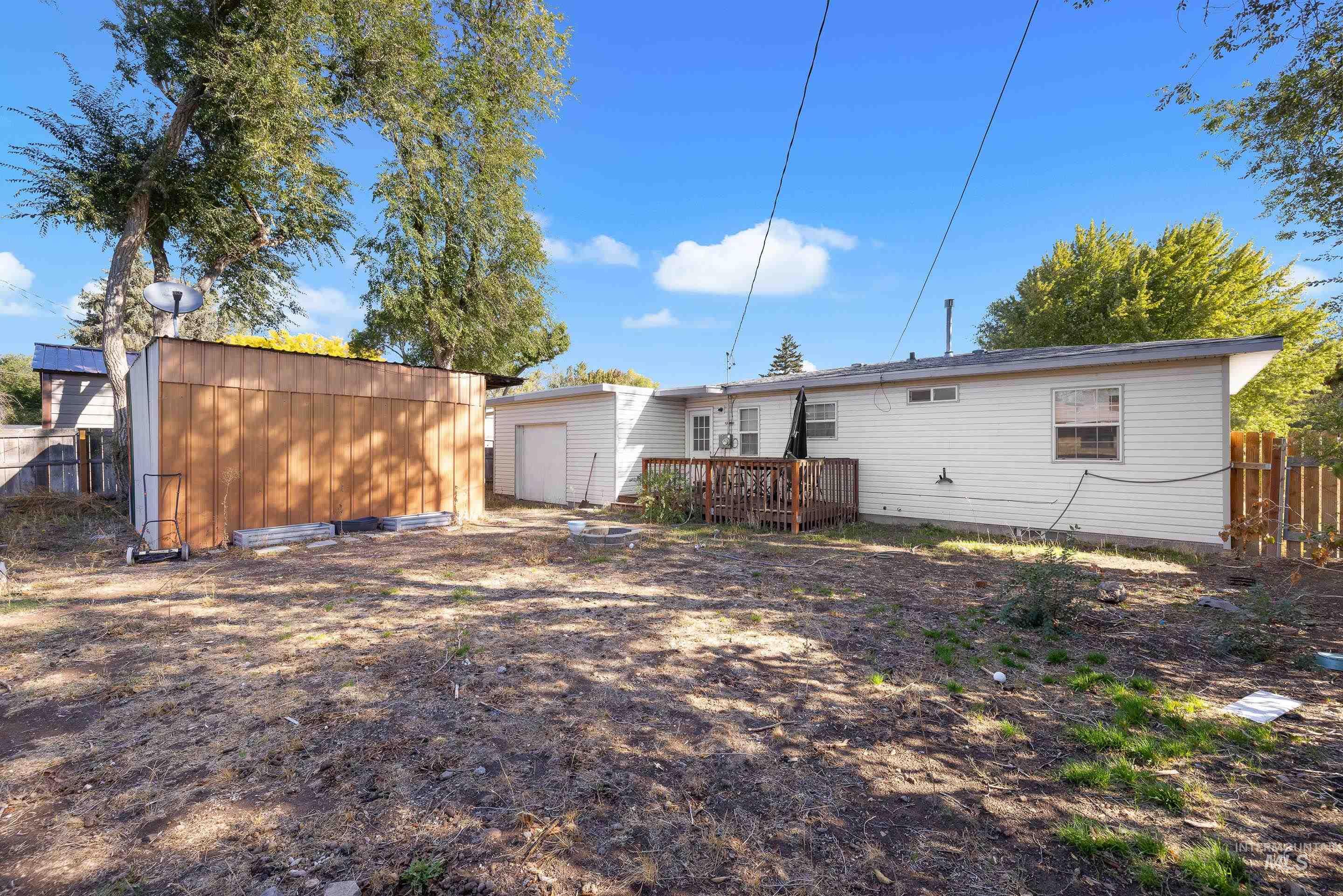 313 Baker Dr., Mountain Home, Idaho 83647, 4 Bedrooms, 1.5 Bathrooms, Residential For Sale, Price $290,000,MLS 98966141