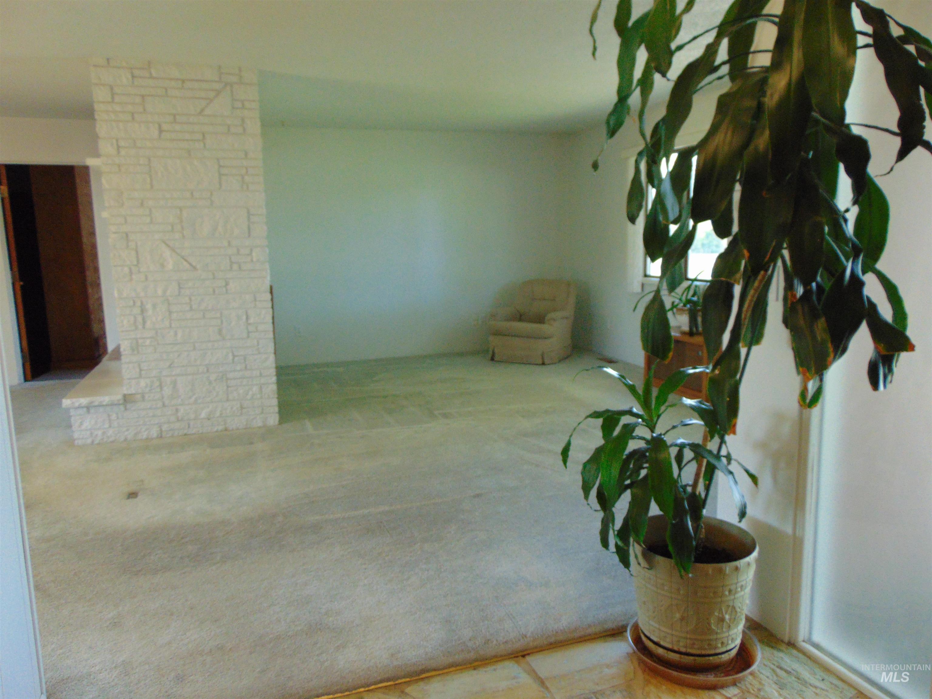 332 Sears Drive, Ontario, Oregon 97914, 3 Bedrooms, 2 Bathrooms, Residential For Sale, Price $319,000, 98966163