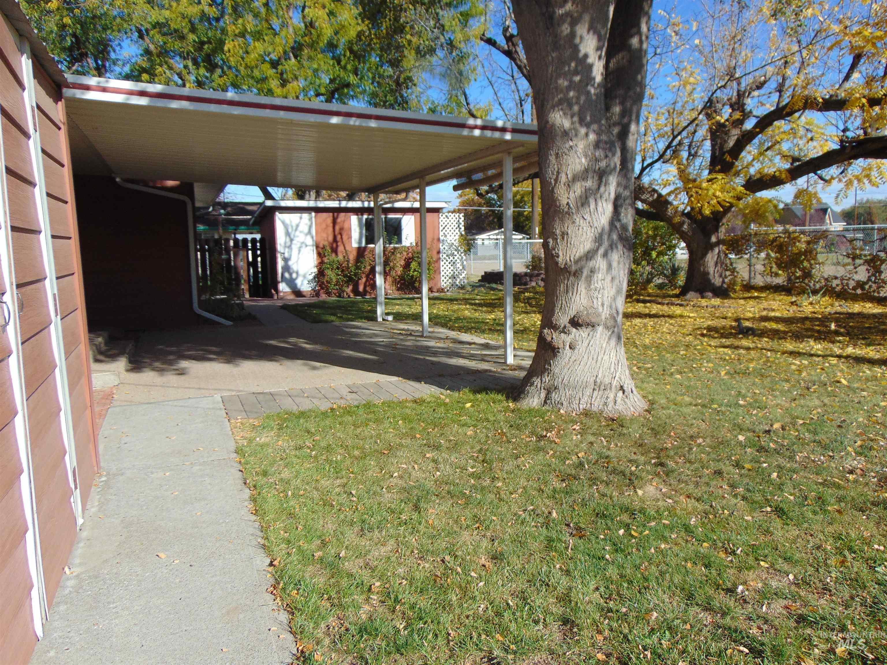 332 Sears Drive, Ontario, Oregon 97914, 3 Bedrooms, 2 Bathrooms, Residential For Sale, Price $319,000, 98966163