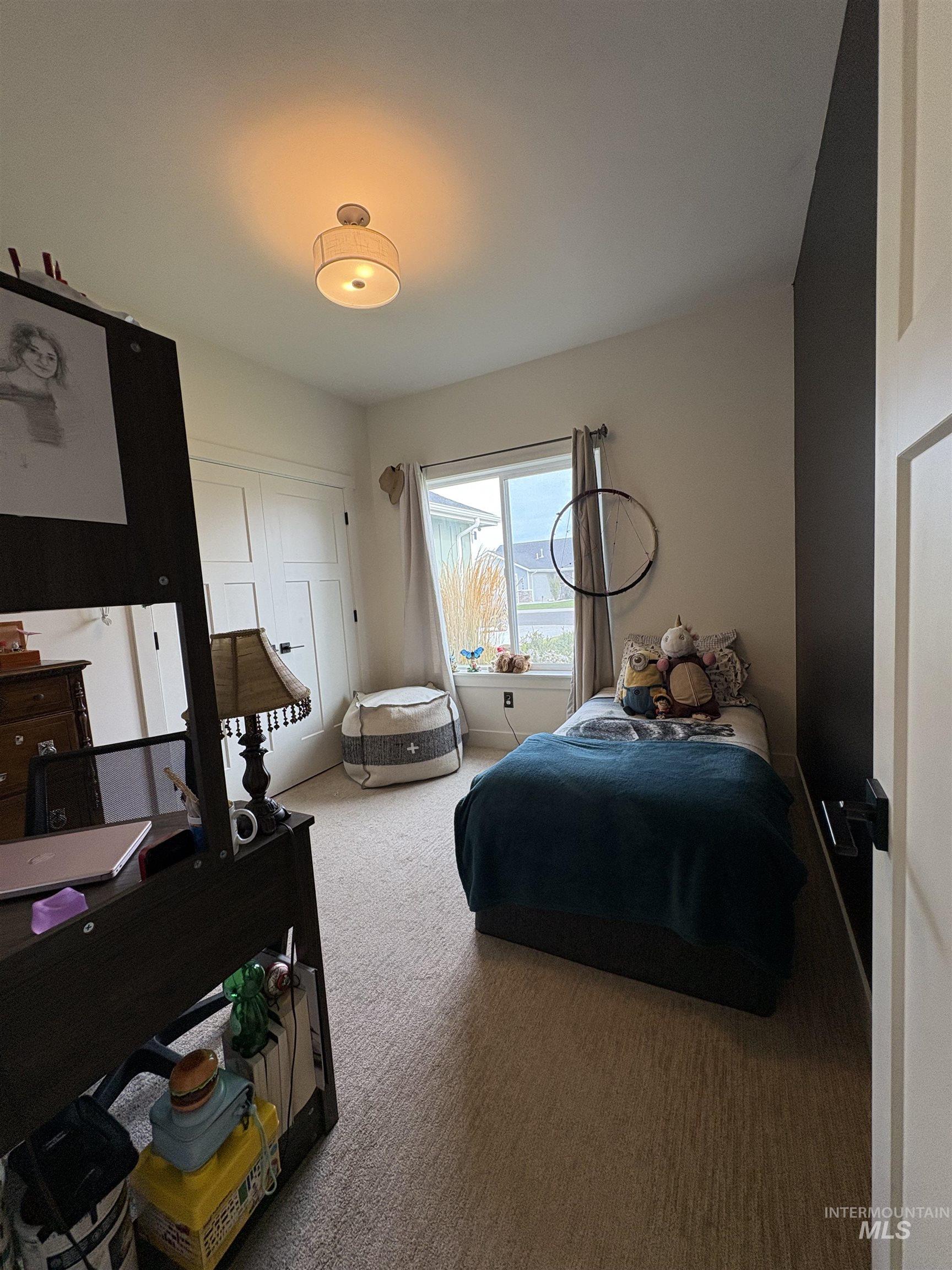 973 Kenbrook Loop, Twin Falls, Idaho 83301, 4 Bedrooms, 2 Bathrooms, Residential For Sale, Price $525,000,MLS 98966174