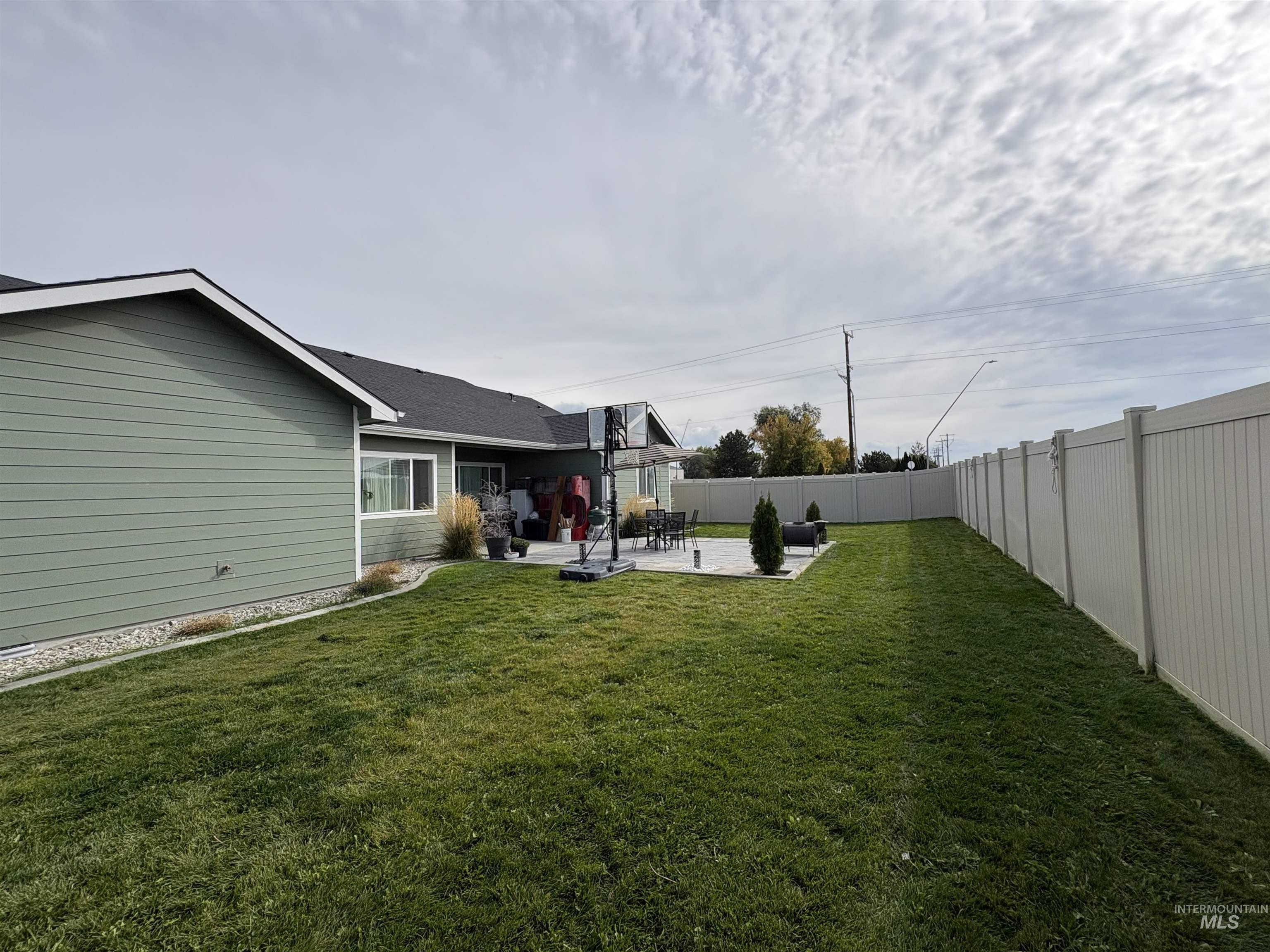 973 Kenbrook Loop, Twin Falls, Idaho 83301, 4 Bedrooms, 2 Bathrooms, Residential For Sale, Price $525,000,MLS 98966174