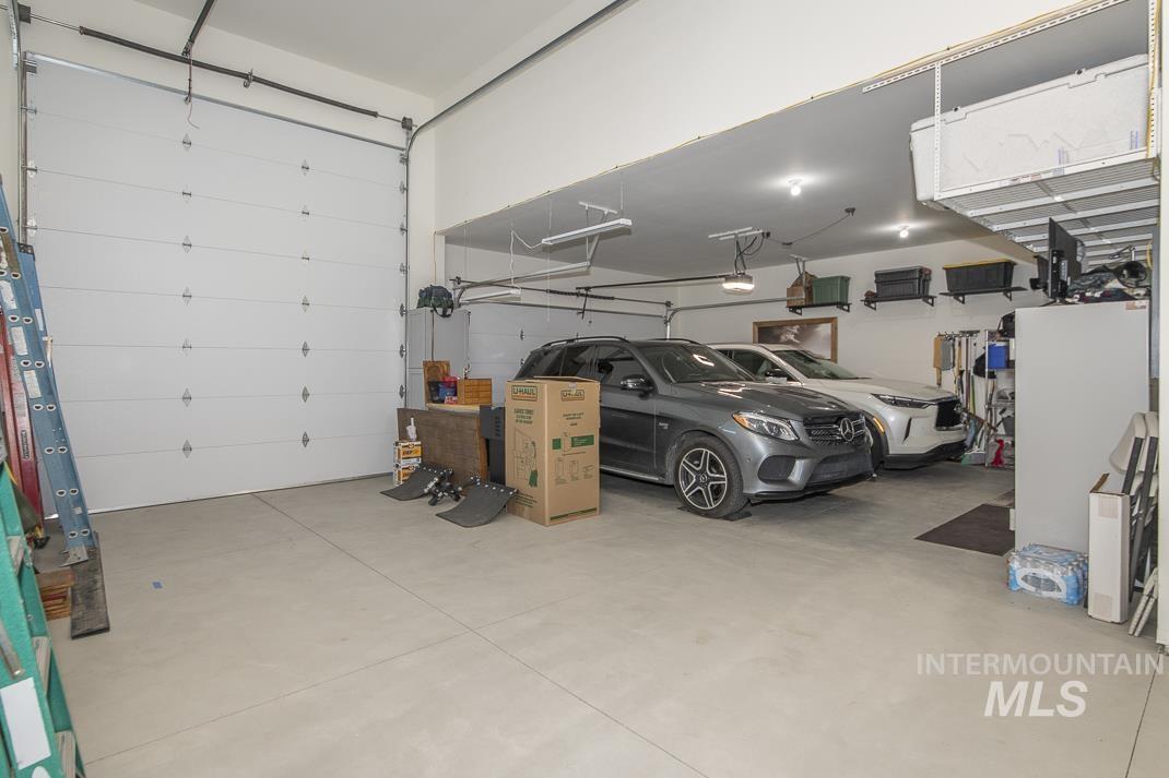 8781 E Daffodil St, Nampa, Idaho 83687, 3 Bedrooms, 3 Bathrooms, Residential For Sale, Price $782,500,MLS 98966180