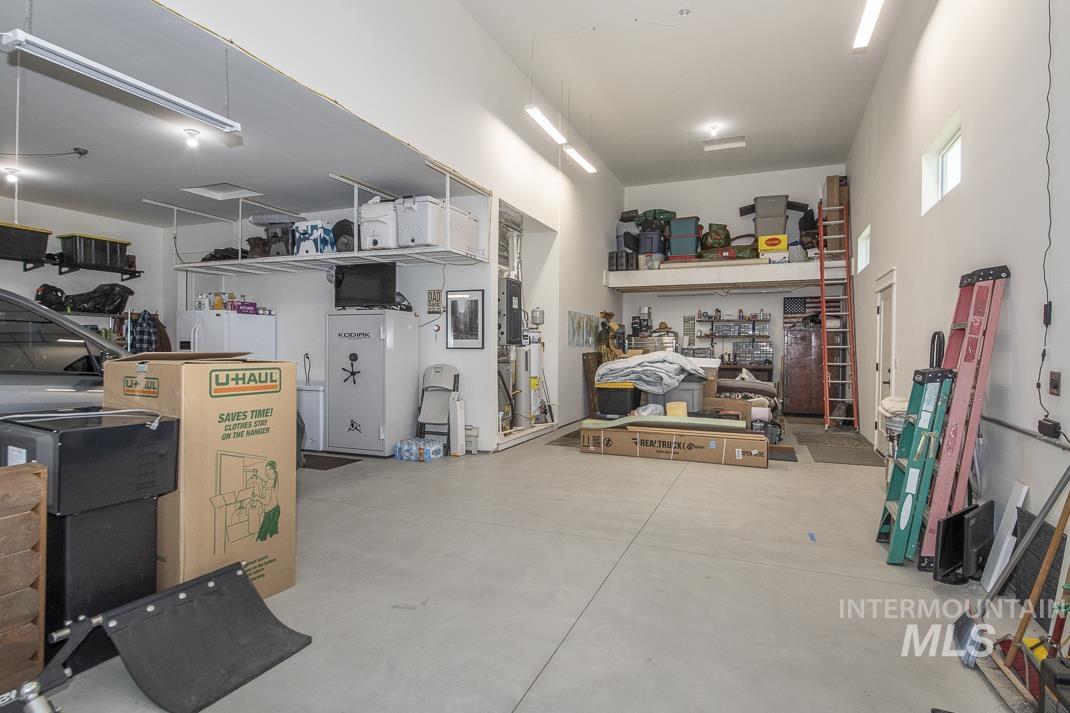 8781 E Daffodil St, Nampa, Idaho 83687, 3 Bedrooms, 3 Bathrooms, Residential For Sale, Price $782,500,MLS 98966180