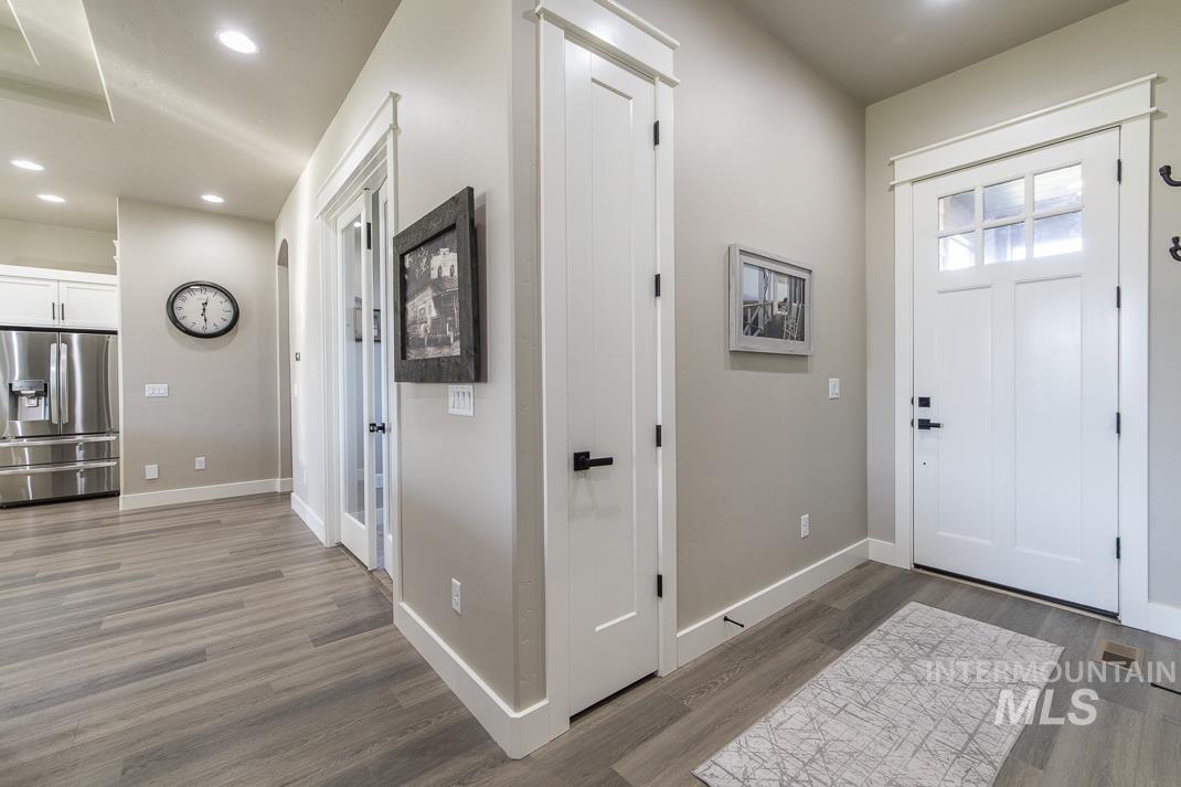 8781 E Daffodil St, Nampa, Idaho 83687, 3 Bedrooms, 3 Bathrooms, Residential For Sale, Price $782,500,MLS 98966180