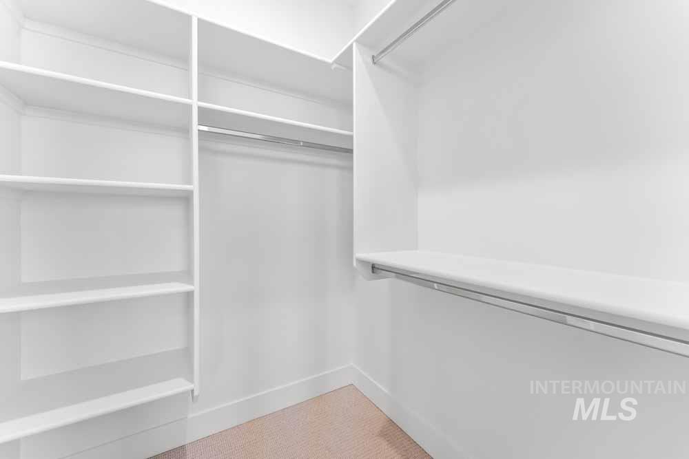 373 E Lombard Ln, Eagle, Idaho 83616, 3 Bedrooms, 2.5 Bathrooms, Residential For Sale, Price $570,000,MLS 98966188