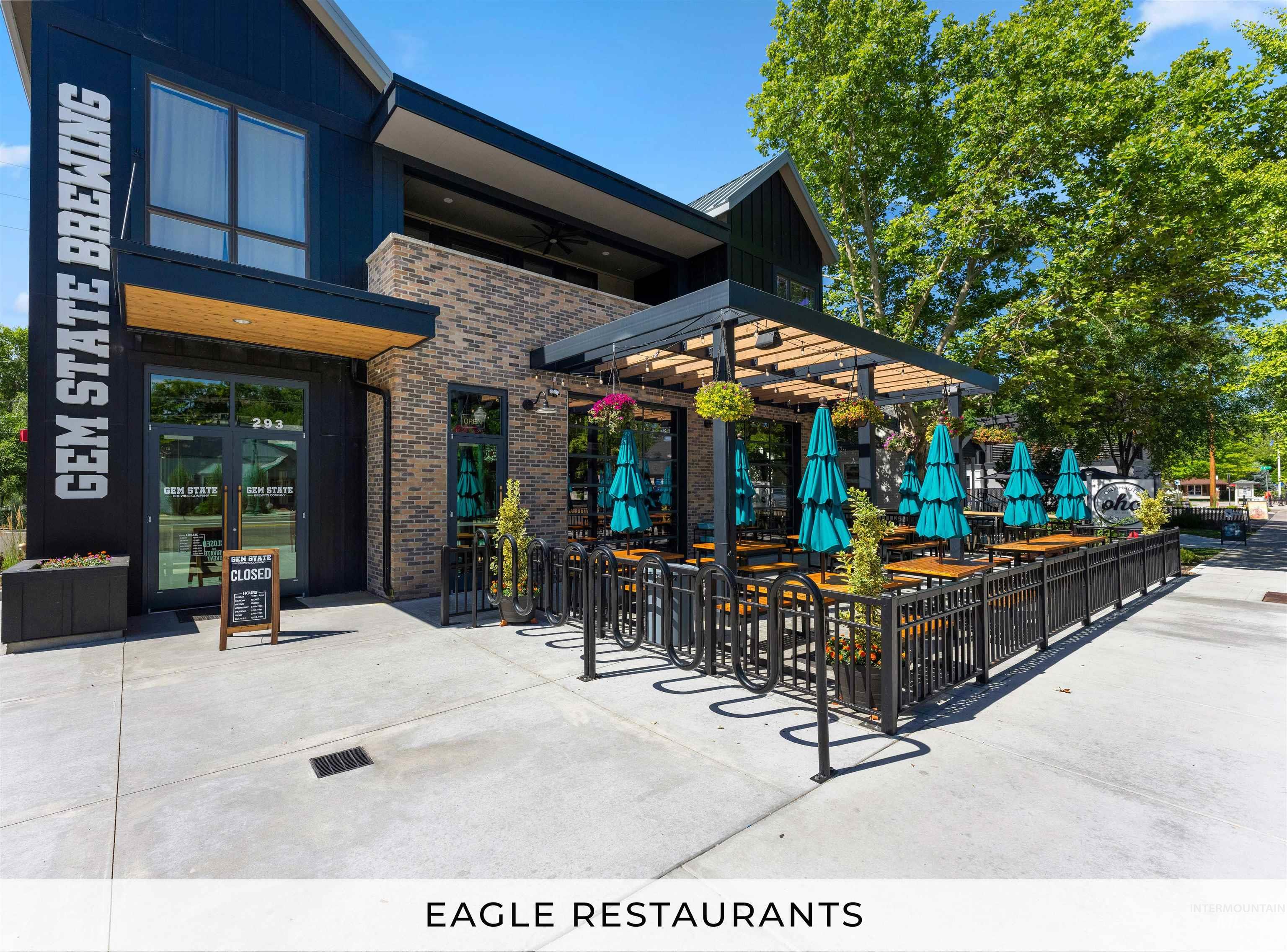 373 E Lombard Ln, Eagle, Idaho 83616, 3 Bedrooms, 2.5 Bathrooms, Residential For Sale, Price $570,000,MLS 98966188