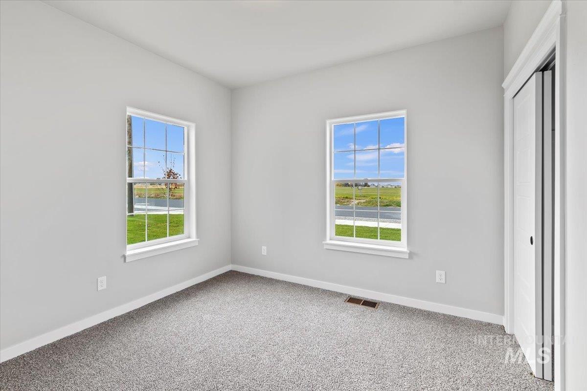 1228 Creekside Way, Twin Falls, Idaho 83301, 3 Bedrooms, 2 Bathrooms, Residential For Sale, Price $432,900,MLS 98966189