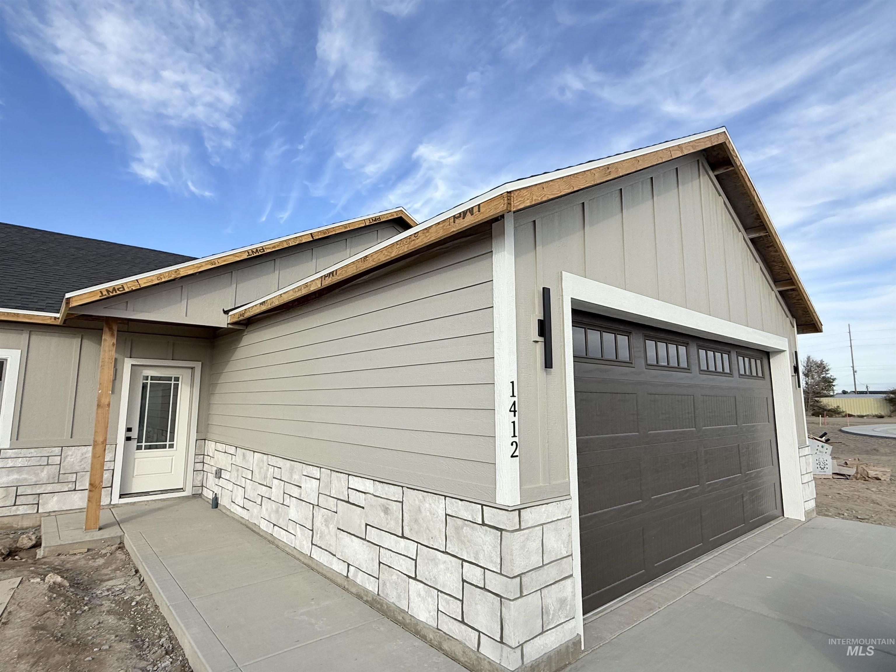 1412 Cardon Ct, Rupert, Idaho 83350, 4 Bedrooms, 2 Bathrooms, Residential For Sale, Price $389,000,MLS 98966196