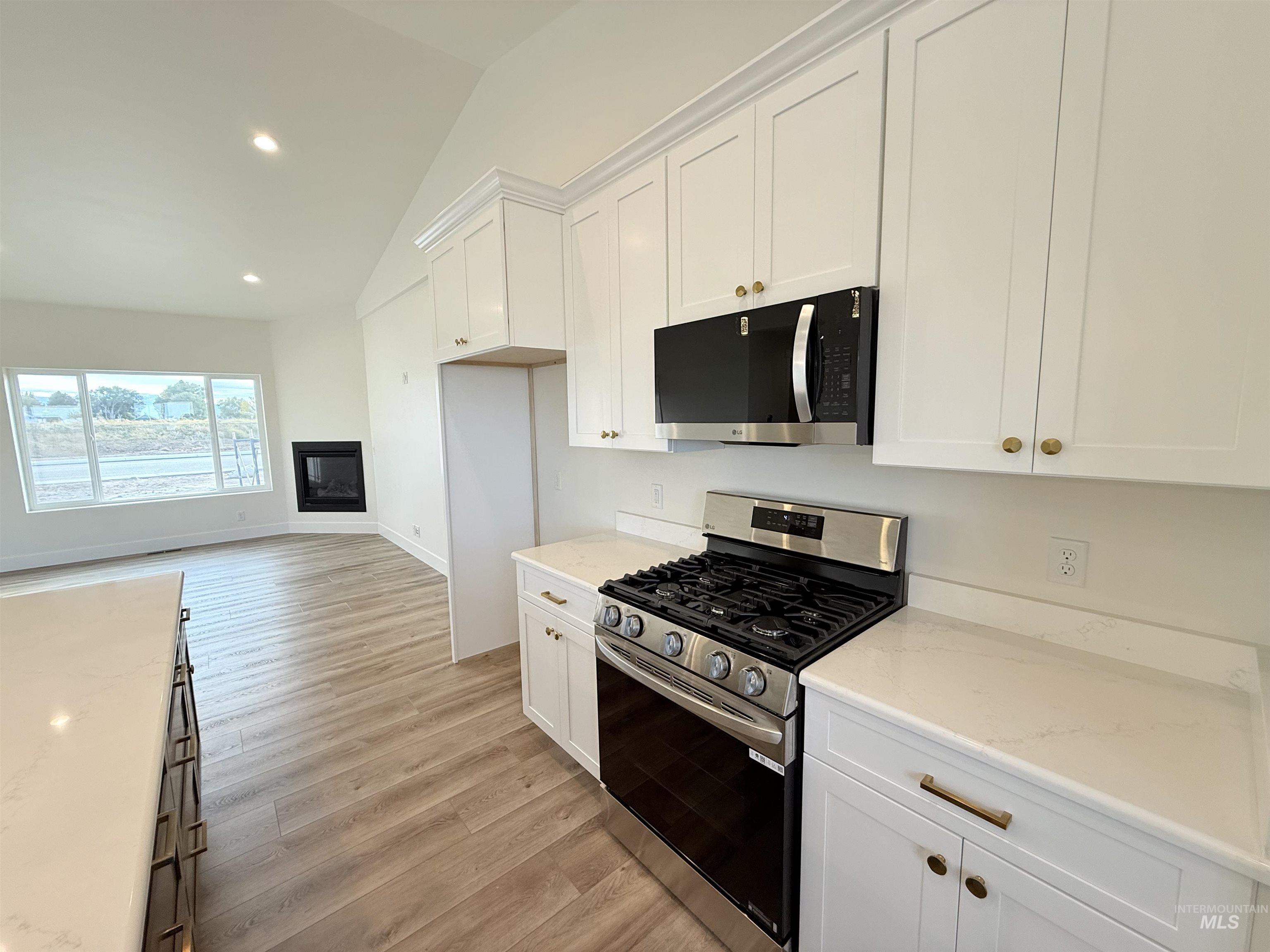 1412 Cardon Ct, Rupert, Idaho 83350, 4 Bedrooms, 2 Bathrooms, Residential For Sale, Price $389,000,MLS 98966196