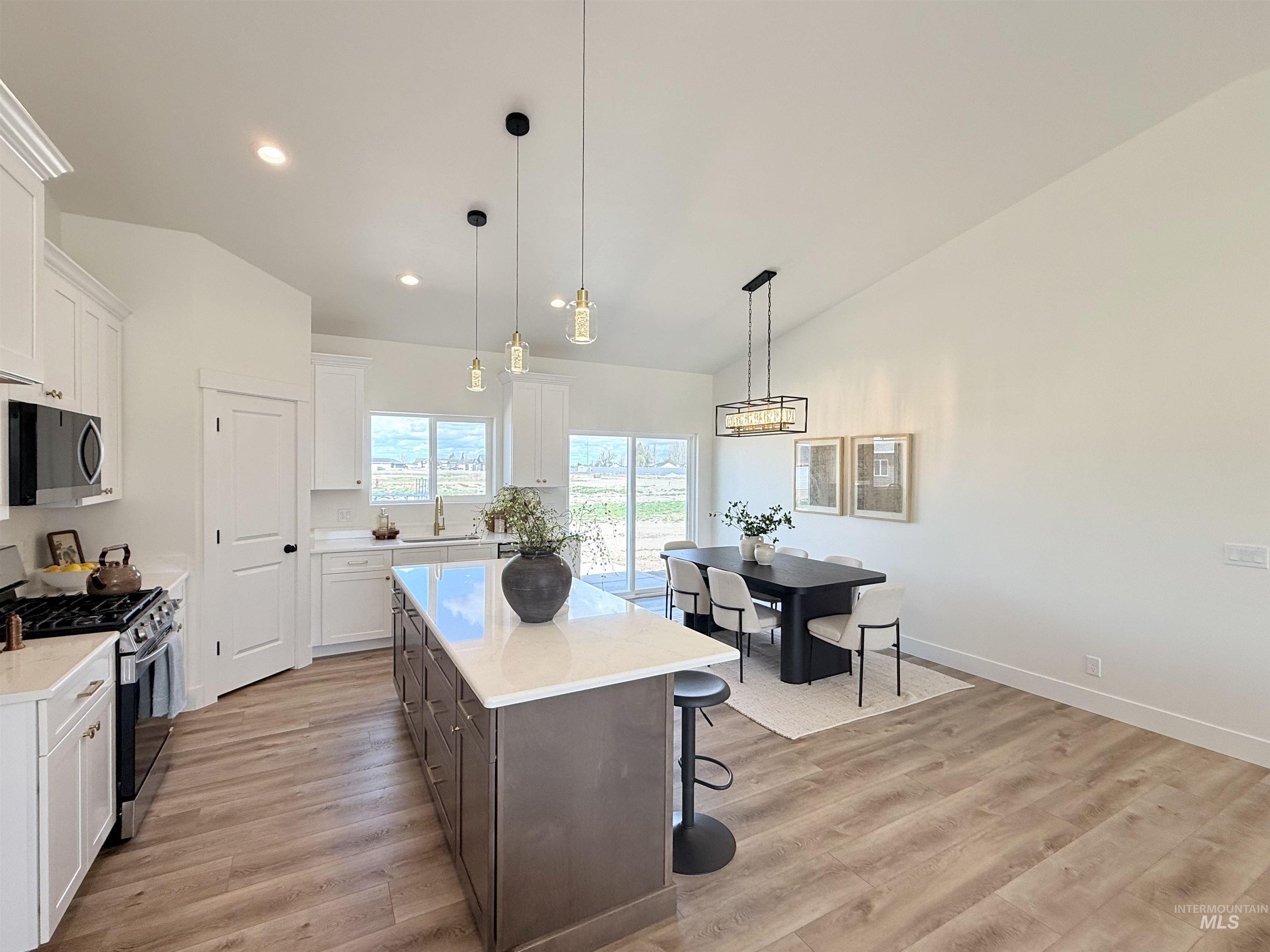 1412 Cardon Ct, Rupert, Idaho 83350, 4 Bedrooms, 2 Bathrooms, Residential For Sale, Price $362,500, 98966196