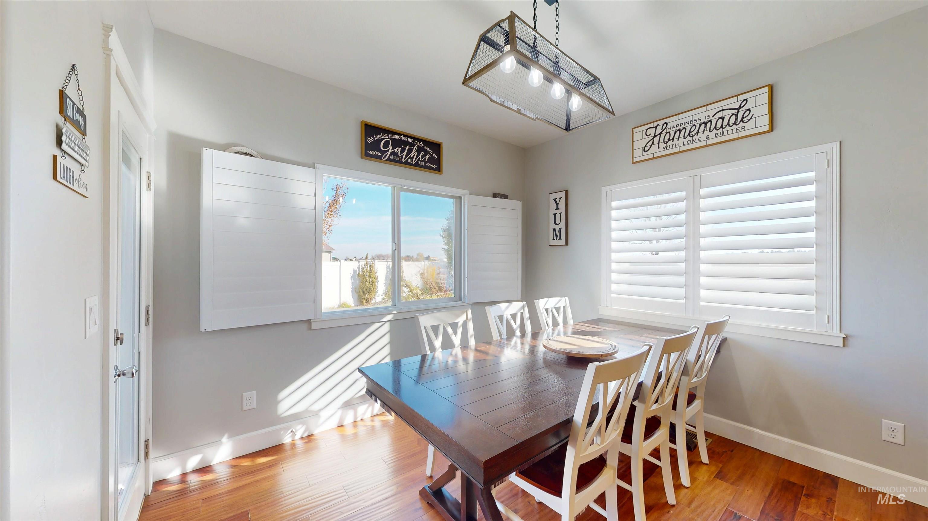 930 Park Ave, Kimberly, Idaho 83341, 5 Bedrooms, 3 Bathrooms, Residential For Sale, Price $520,000,MLS 98966206