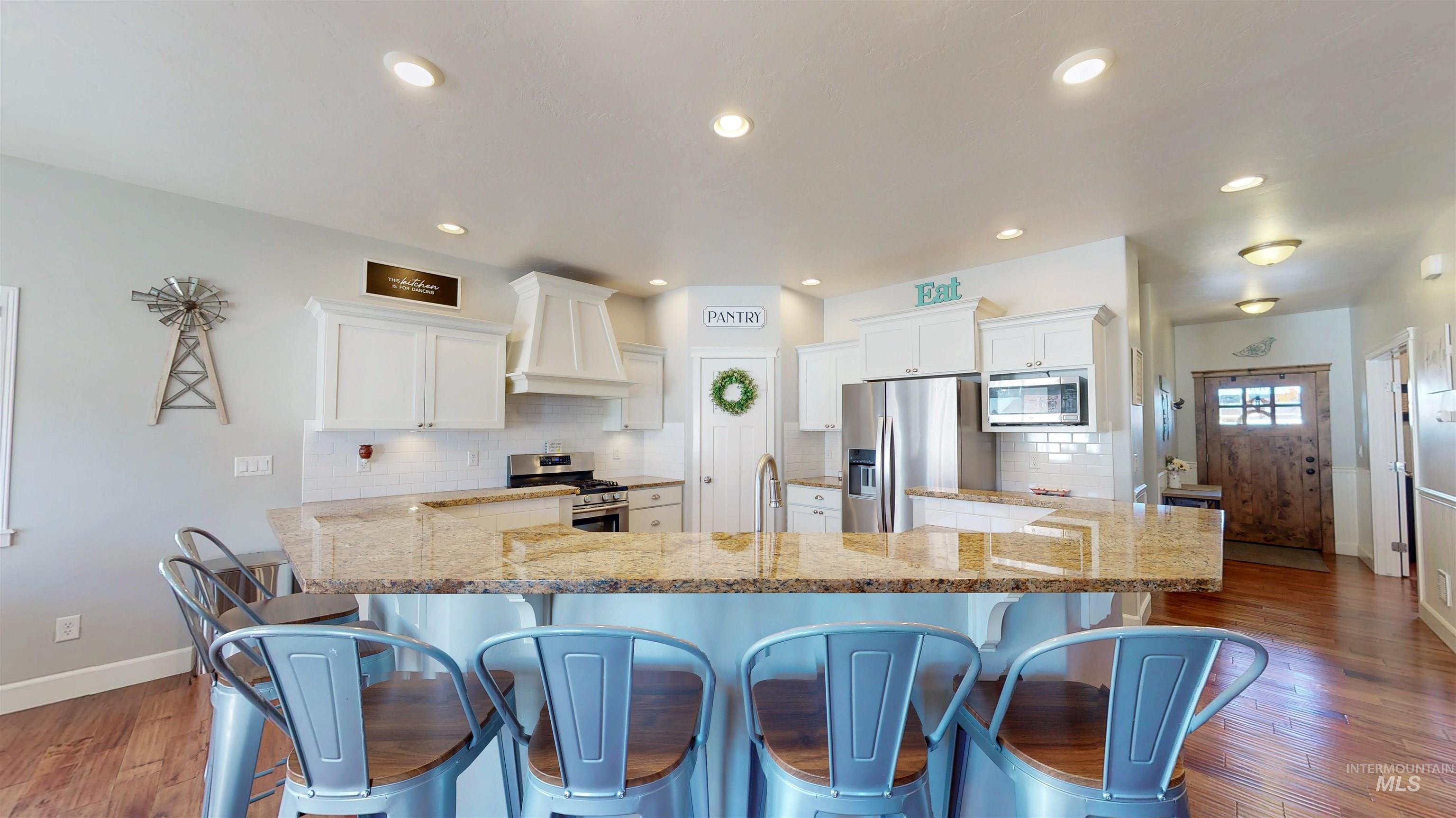 930 Park Ave, Kimberly, Idaho 83341, 5 Bedrooms, 3 Bathrooms, Residential For Sale, Price $520,000,MLS 98966206