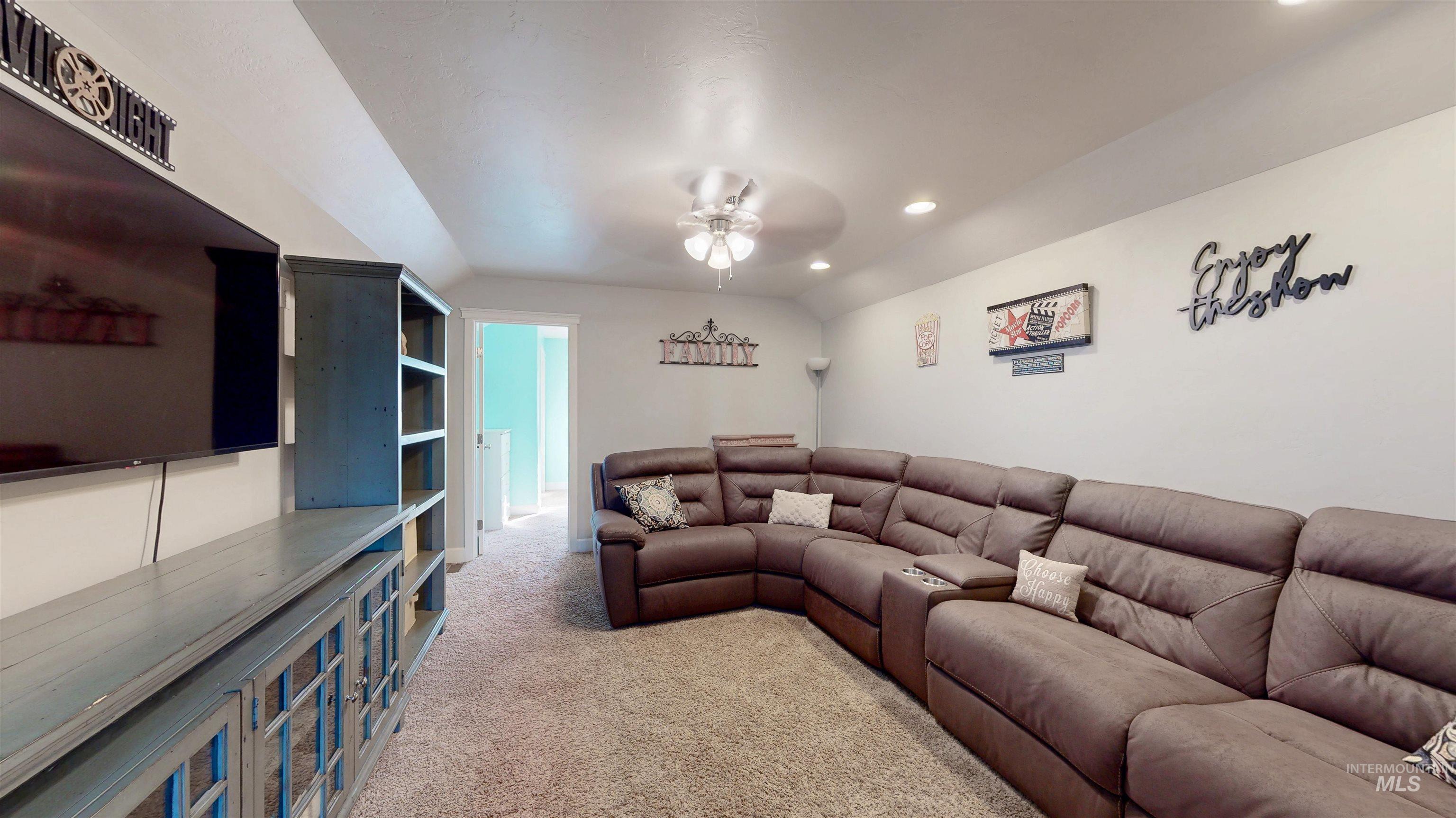 930 Park Ave, Kimberly, Idaho 83341, 5 Bedrooms, 3 Bathrooms, Residential For Sale, Price $520,000,MLS 98966206