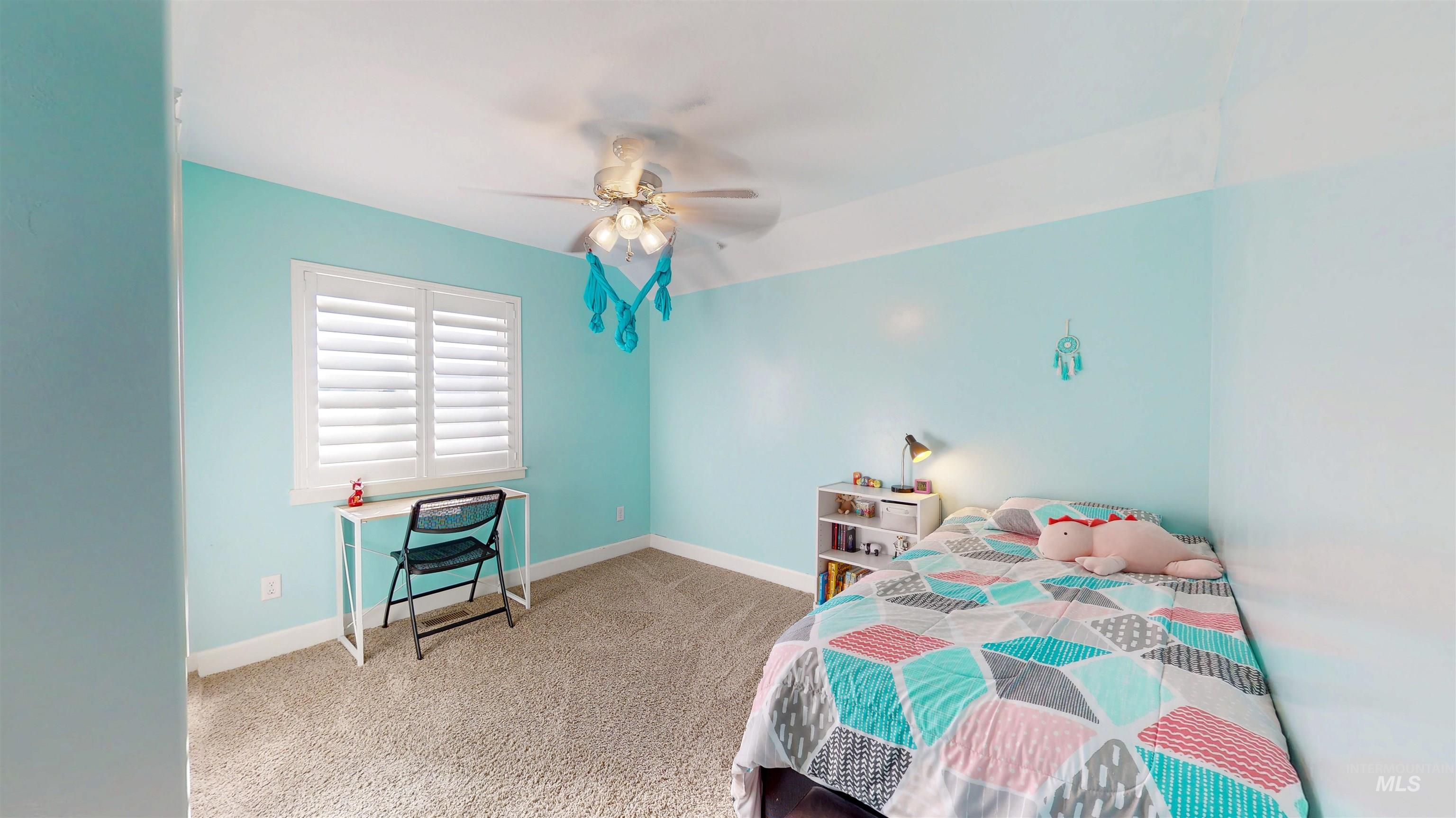 930 Park Ave, Kimberly, Idaho 83341, 5 Bedrooms, 3 Bathrooms, Residential For Sale, Price $520,000,MLS 98966206