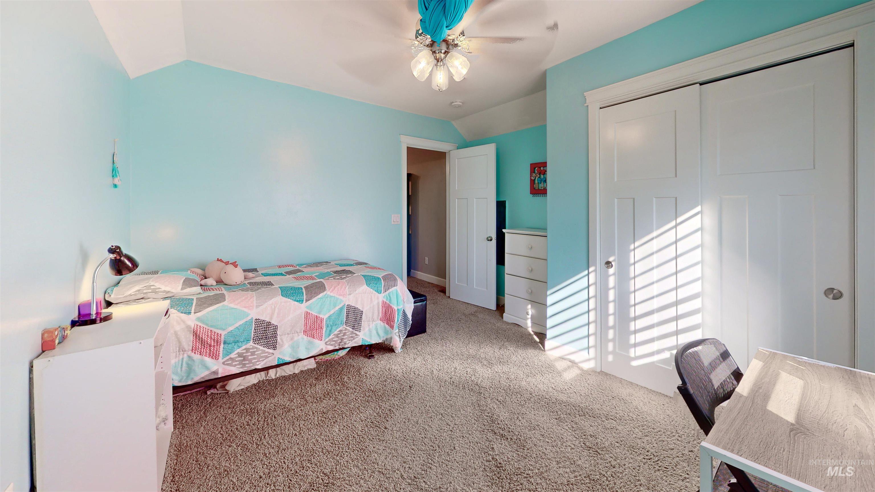 930 Park Ave, Kimberly, Idaho 83341, 5 Bedrooms, 3 Bathrooms, Residential For Sale, Price $520,000,MLS 98966206