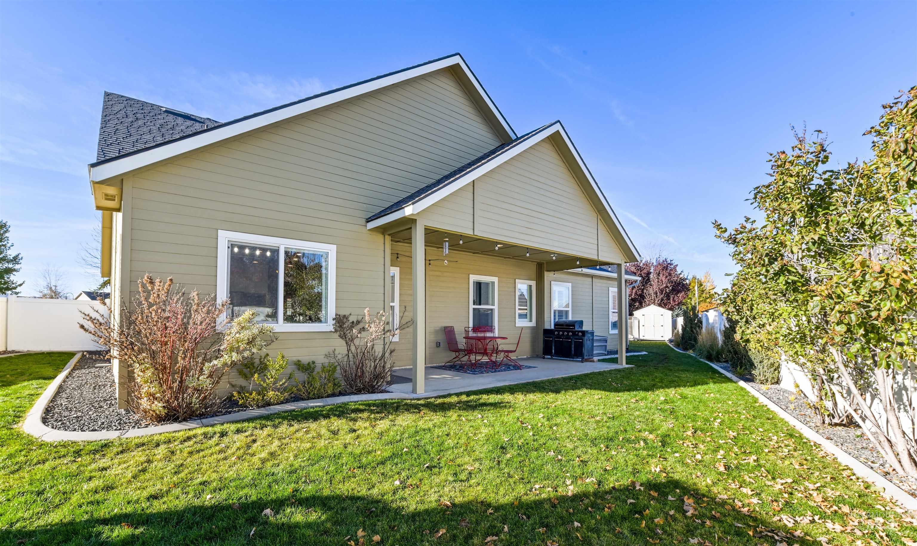 930 Park Ave, Kimberly, Idaho 83341, 5 Bedrooms, 3 Bathrooms, Residential For Sale, Price $520,000,MLS 98966206