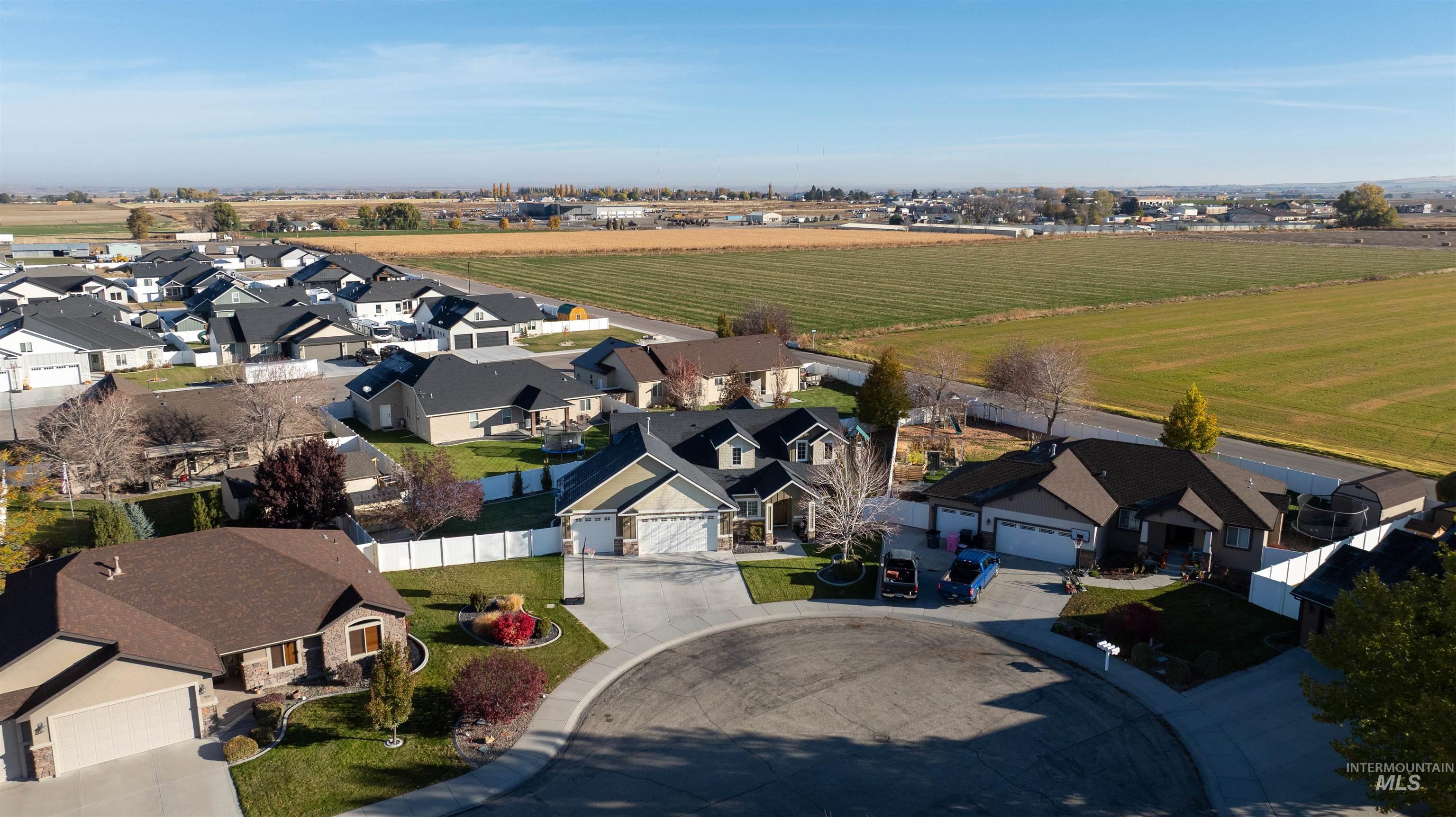 930 Park Ave, Kimberly, Idaho 83341, 5 Bedrooms, 3 Bathrooms, Residential For Sale, Price $520,000,MLS 98966206