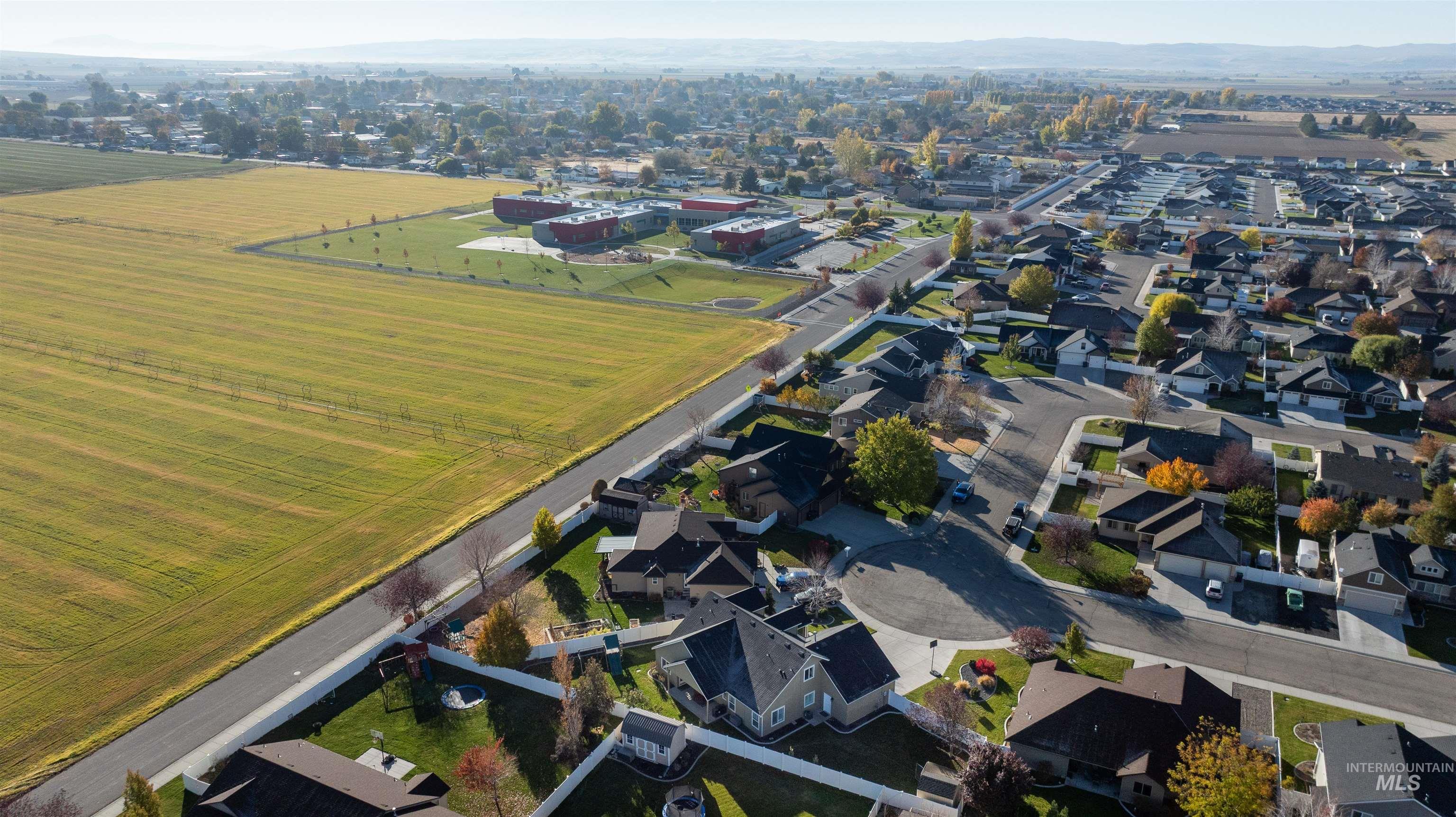 930 Park Ave, Kimberly, Idaho 83341, 5 Bedrooms, 3 Bathrooms, Residential For Sale, Price $520,000,MLS 98966206