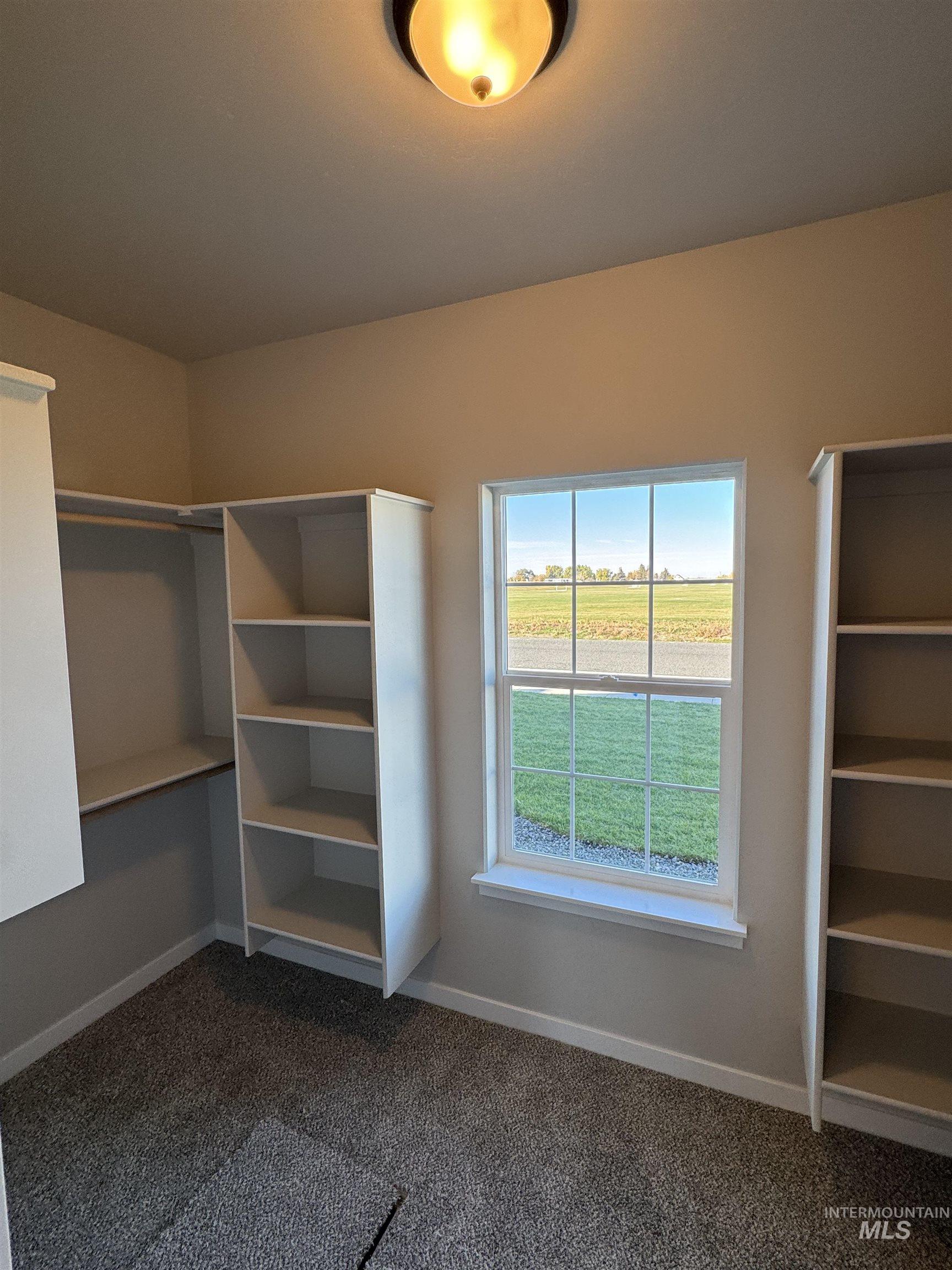 1196 Creekside Way, Twin Falls, Idaho 83301, 3 Bedrooms, 2 Bathrooms, Residential For Sale, Price $438,900,MLS 98966208