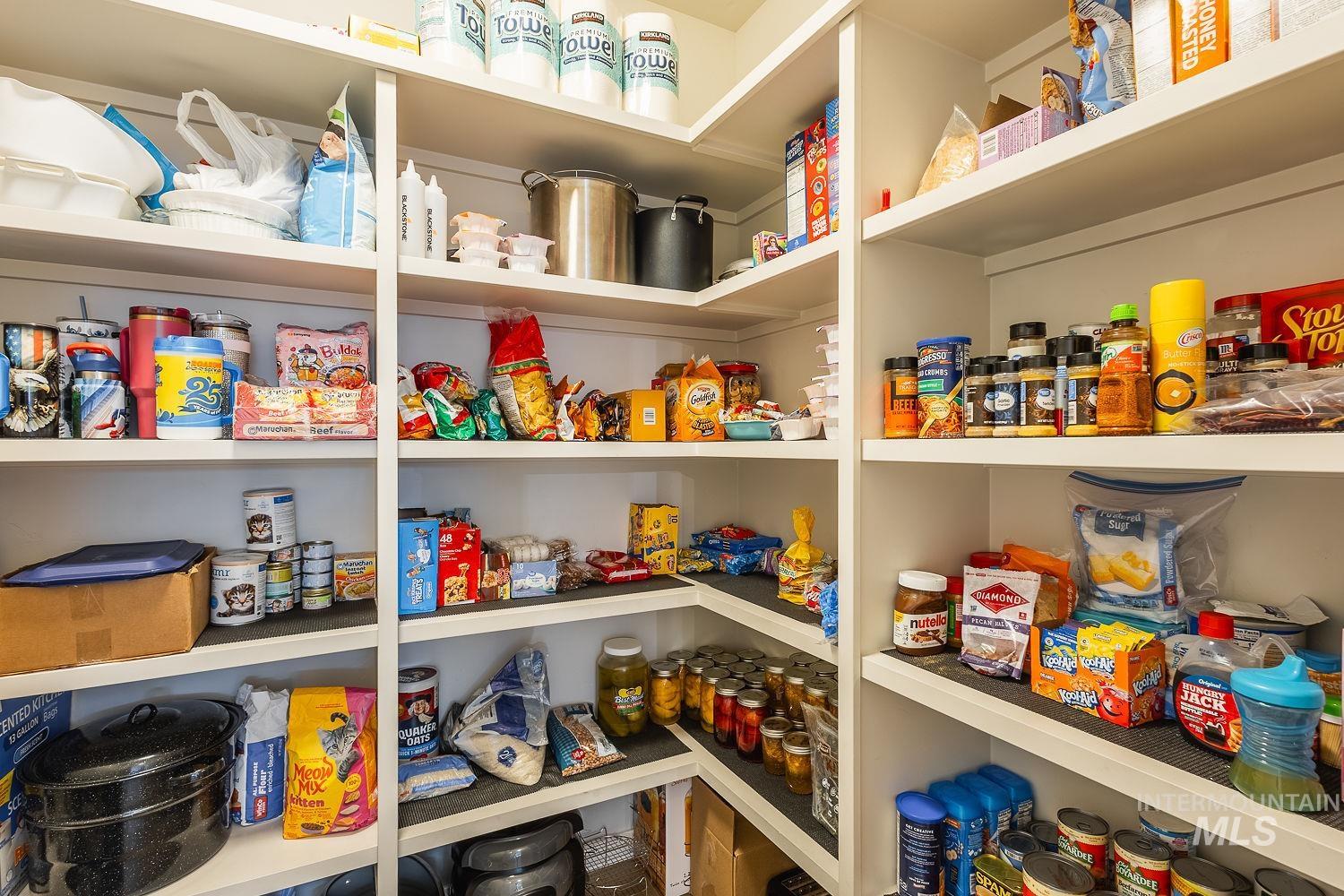 18329 Arch Haven Way, Nampa, Idaho 83687, 4 Bedrooms, 2.5 Bathrooms, Residential For Sale, Price $549,990, 98966209