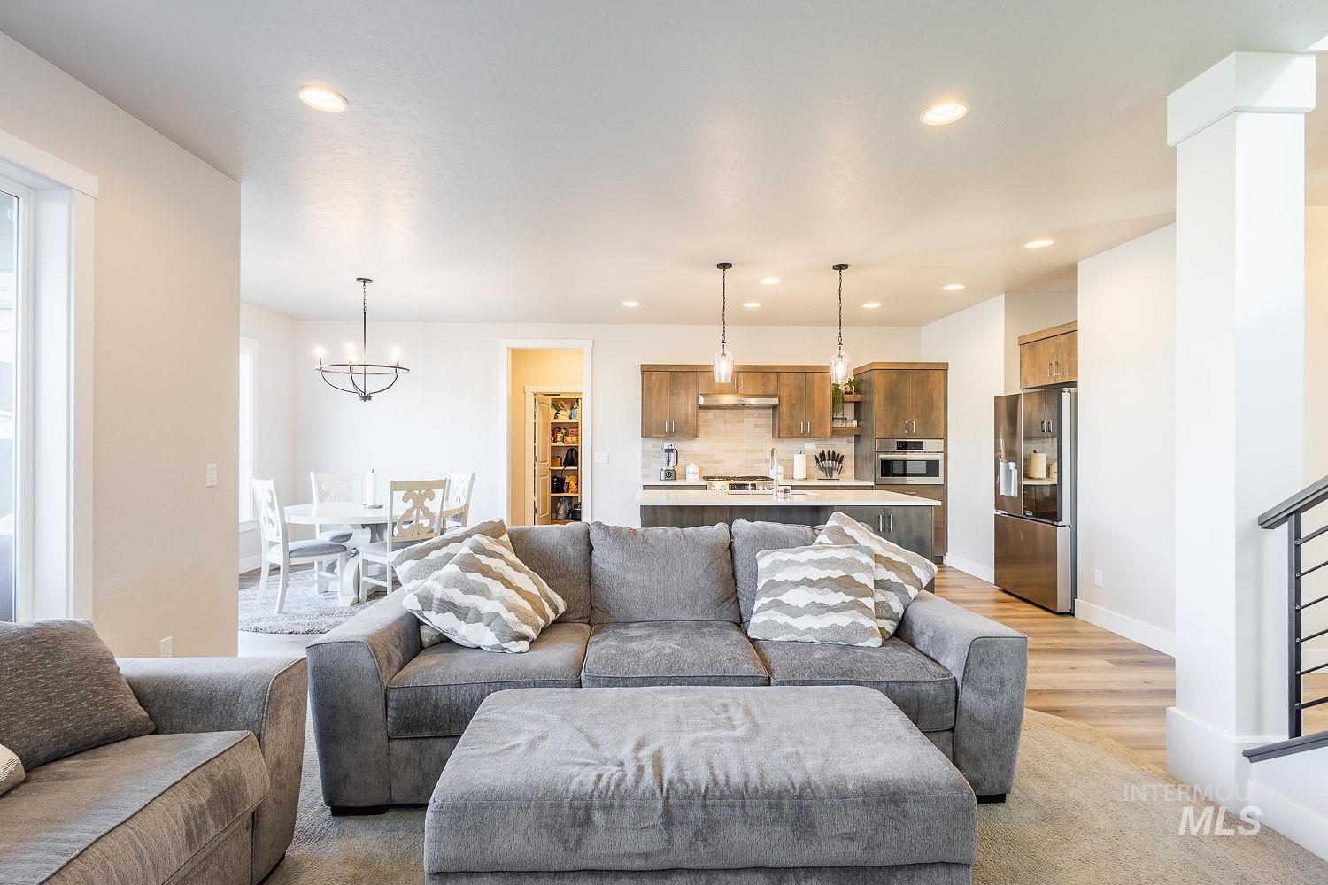 18329 Arch Haven Way, Nampa, Idaho 83687, 4 Bedrooms, 2.5 Bathrooms, Residential For Sale, Price $549,990, 98966209