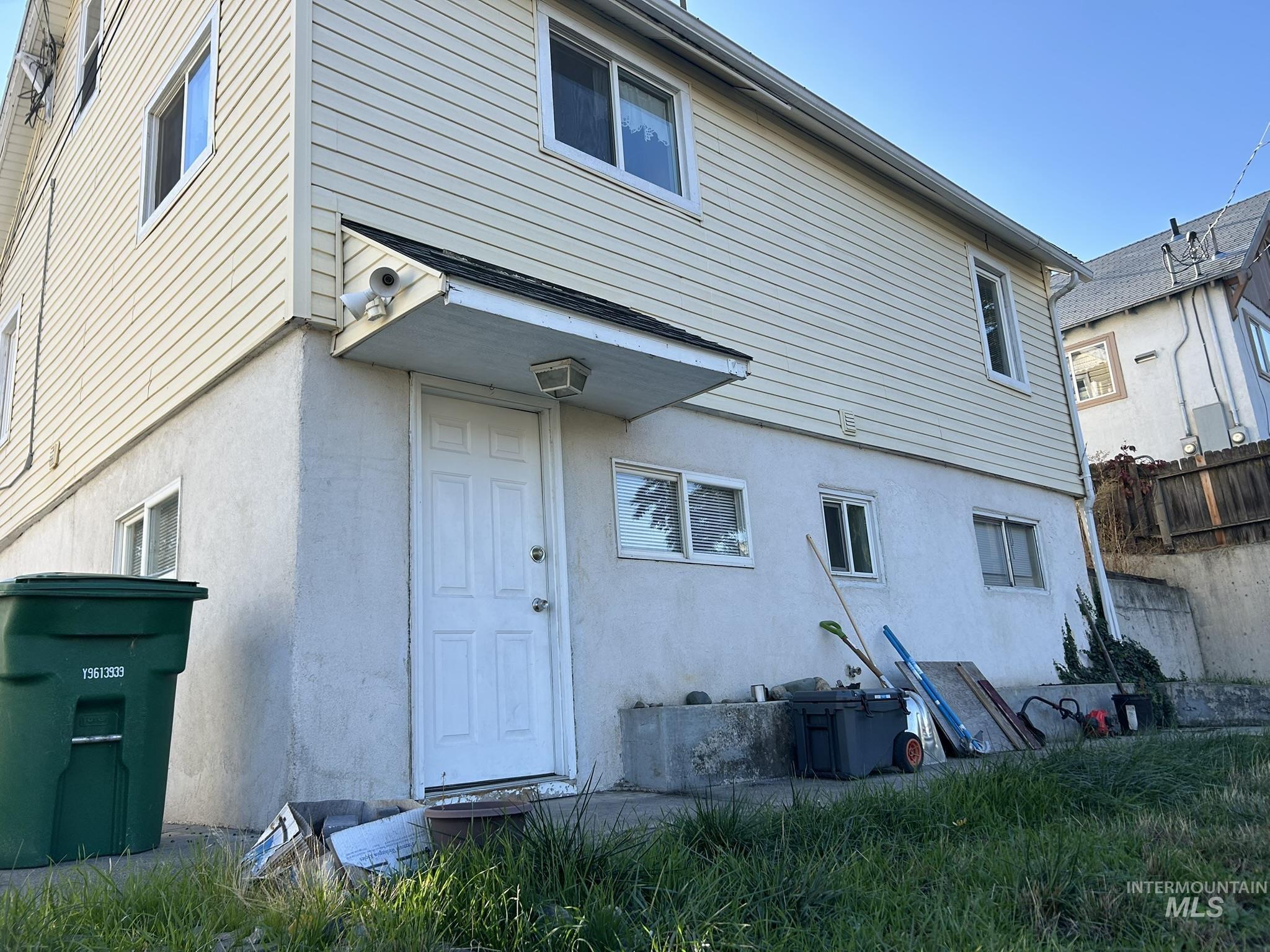 1413 7th ave, Lewiston, Idaho 83501, 2 Bedrooms, 1 Bathroom, Residential Income For Sale, Price $309,000,MLS 98966224