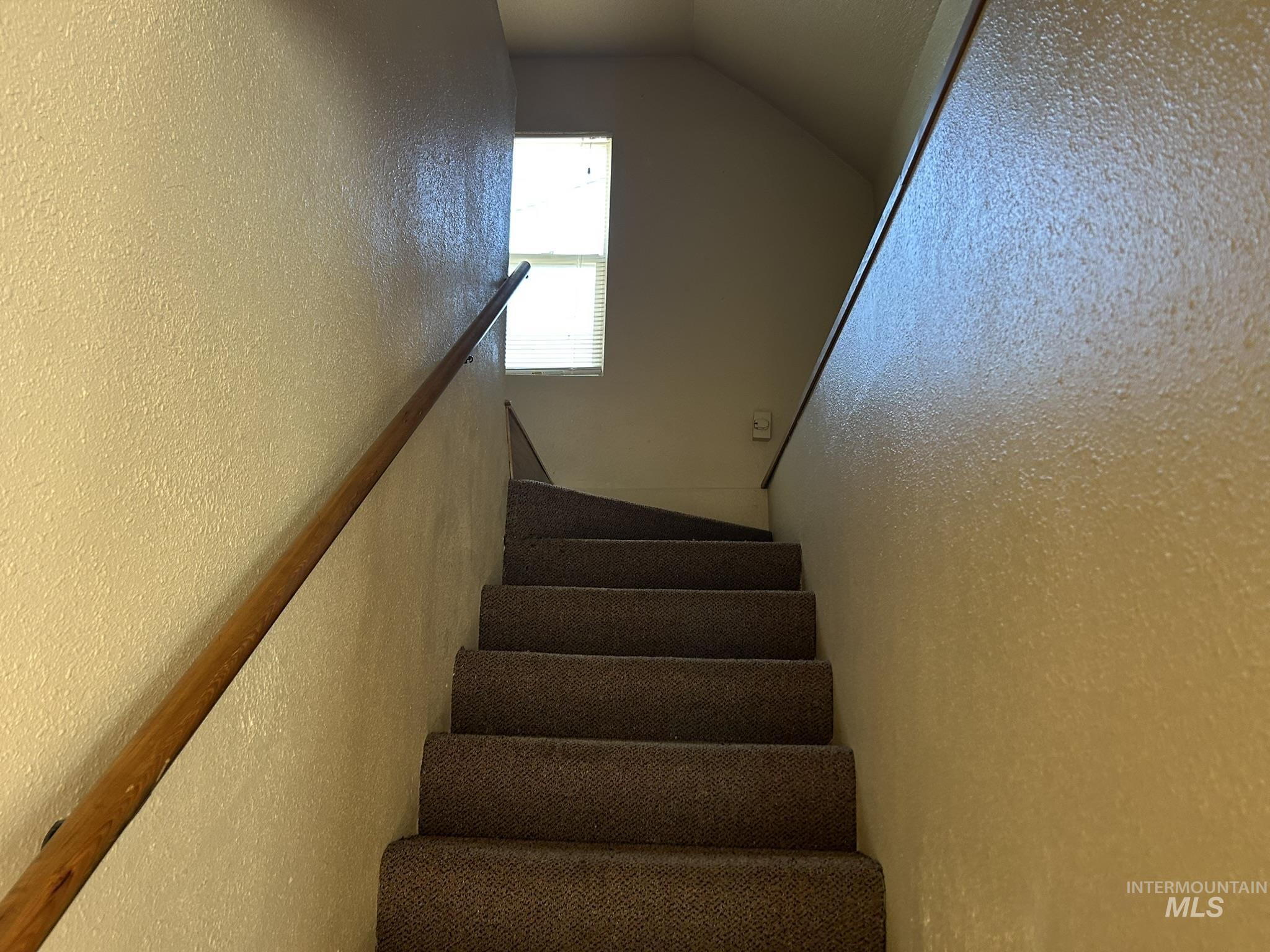 1413 7th ave, Lewiston, Idaho 83501, 2 Bedrooms, 1 Bathroom, Residential Income For Sale, Price $309,000,MLS 98966224