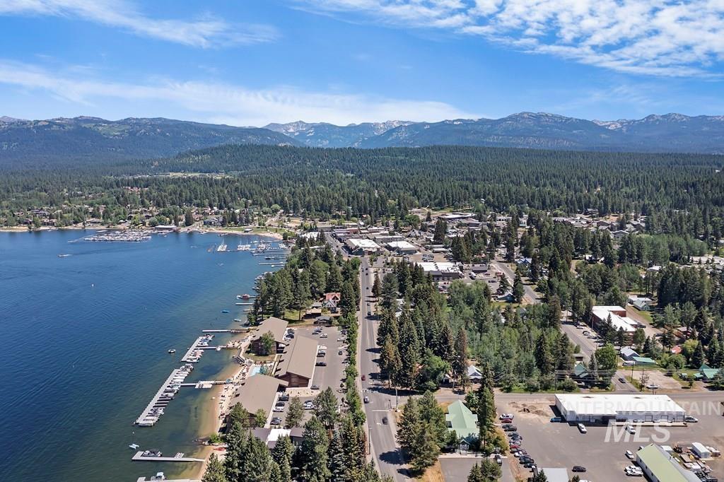 101 E Lake Street, McCall, Idaho 83638, 3 Bedrooms, 3 Bathrooms, Residential For Sale, Price $2,195,000, 98966227