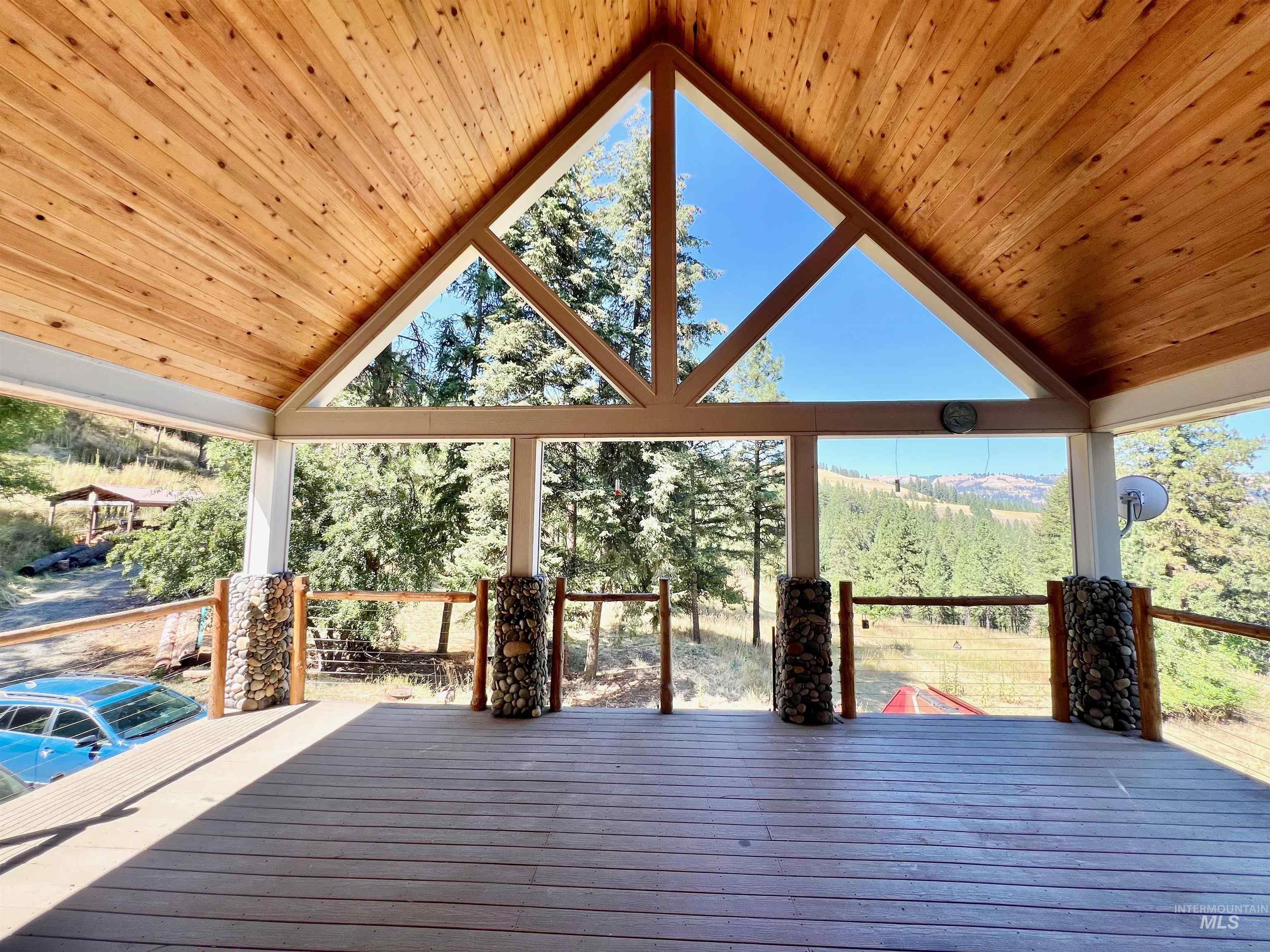 22545 Angel Ridge Road, Peck, Idaho 83545, 5 Bedrooms, 3 Bathrooms, Residential For Sale, Price $699,000,MLS 98966229