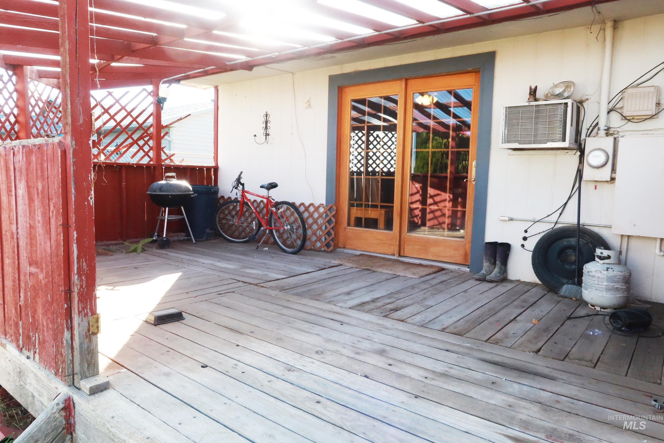 387 N Conant Ave, Burley, Idaho 83318, 3 Bedrooms, 1 Bathroom, Residential For Sale, Price $230,000,MLS 98966230