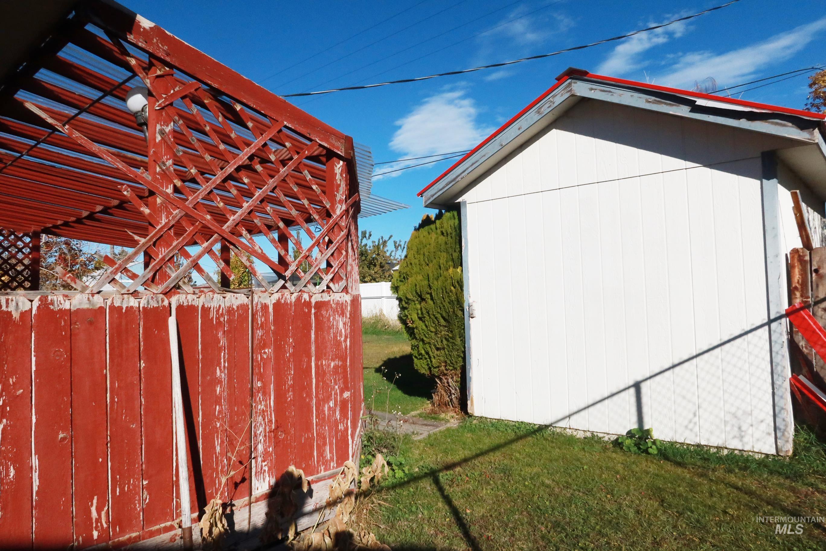 387 N Conant Ave, Burley, Idaho 83318, 3 Bedrooms, 1 Bathroom, Residential For Sale, Price $230,000,MLS 98966230