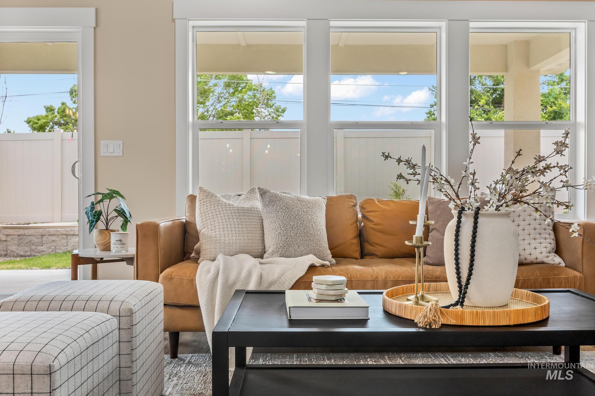 1737 E Grayson, Meridian, Idaho 83642, 3 Bedrooms, 2 Bathrooms, Residential For Sale, Price $494,900,MLS 98966231