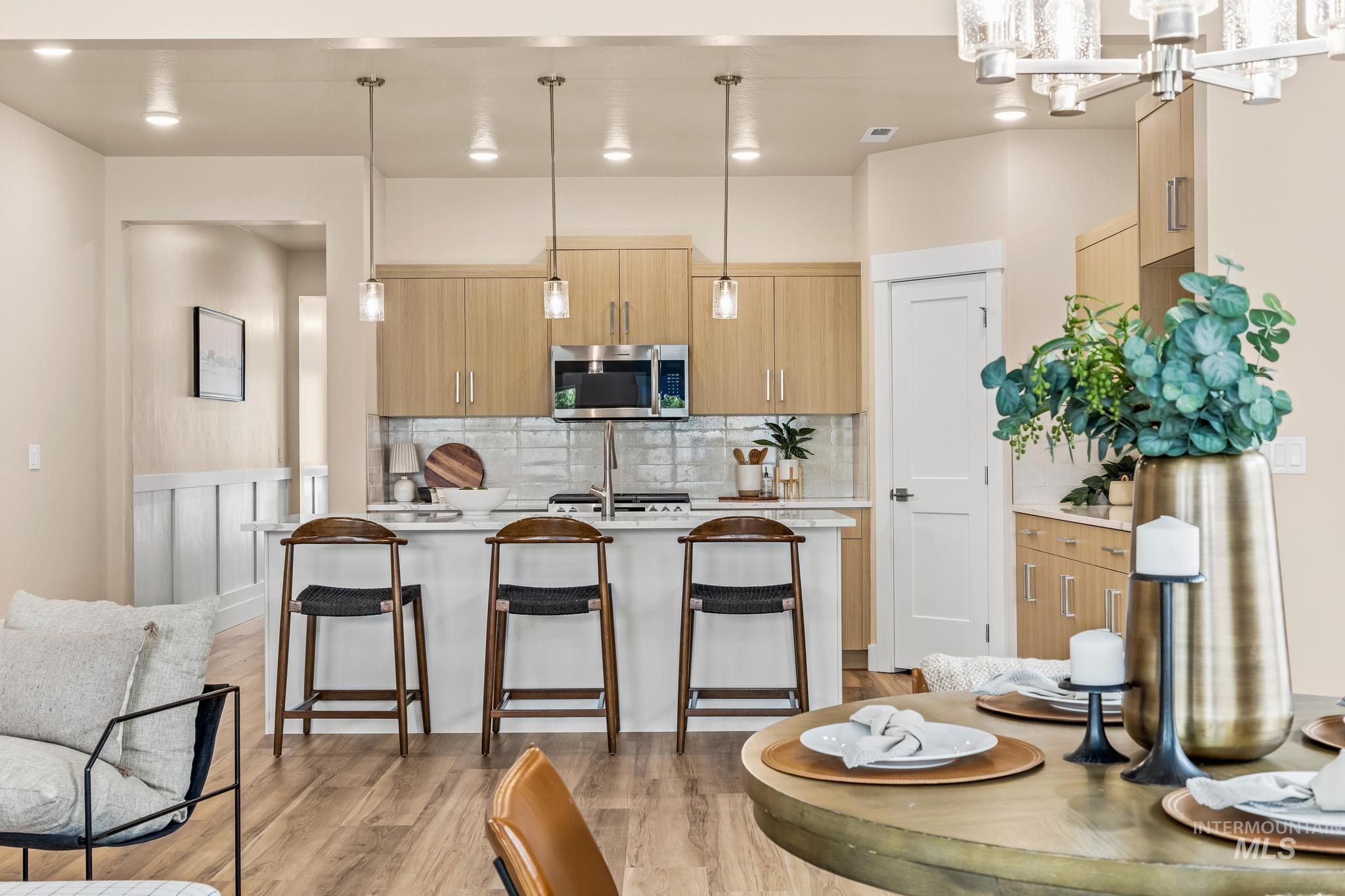 1737 E Grayson, Meridian, Idaho 83642, 3 Bedrooms, 2 Bathrooms, Residential For Sale, Price $494,900,MLS 98966231