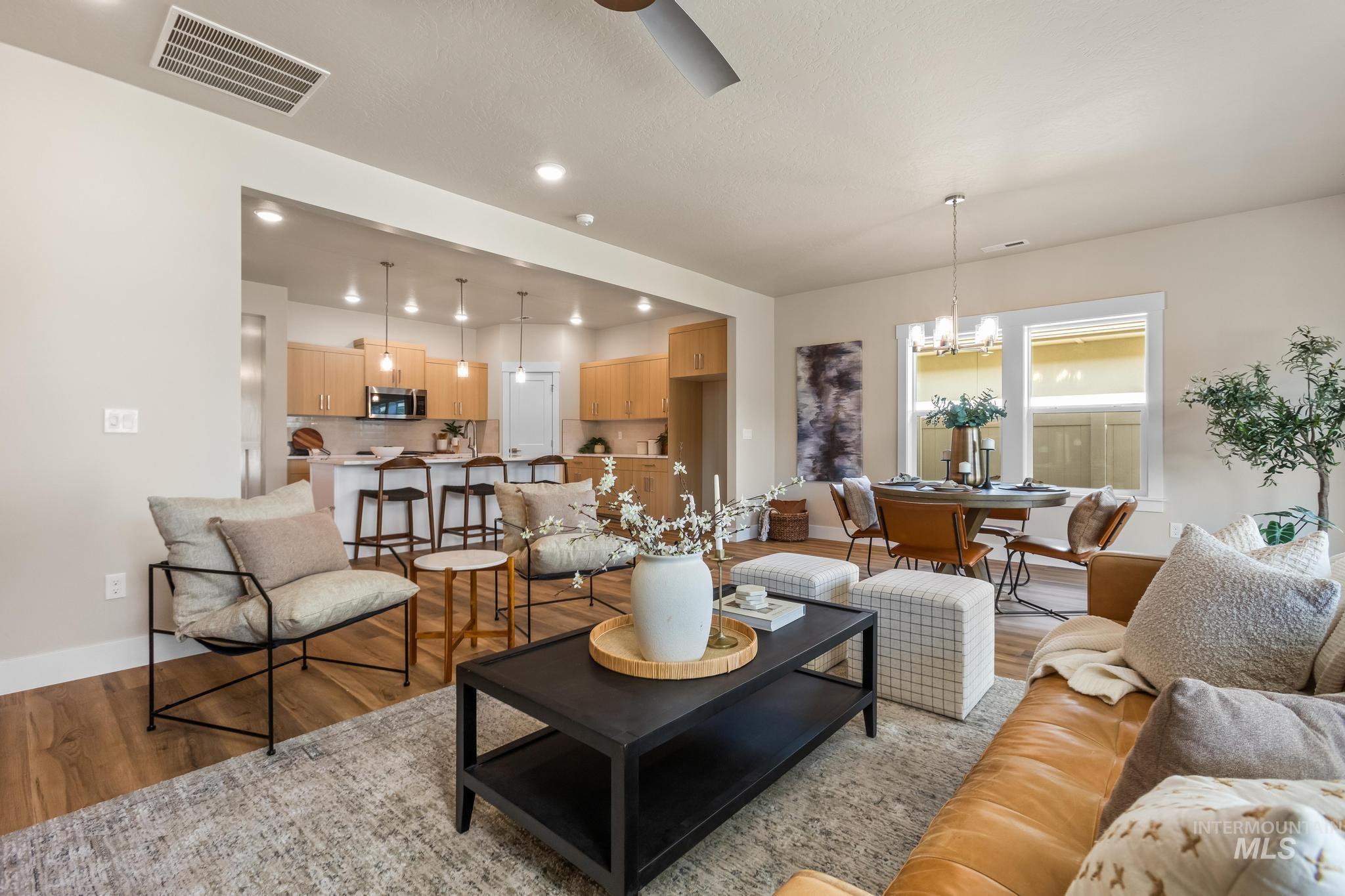 1737 E Grayson, Meridian, Idaho 83642, 3 Bedrooms, 2 Bathrooms, Residential For Sale, Price $494,900,MLS 98966231